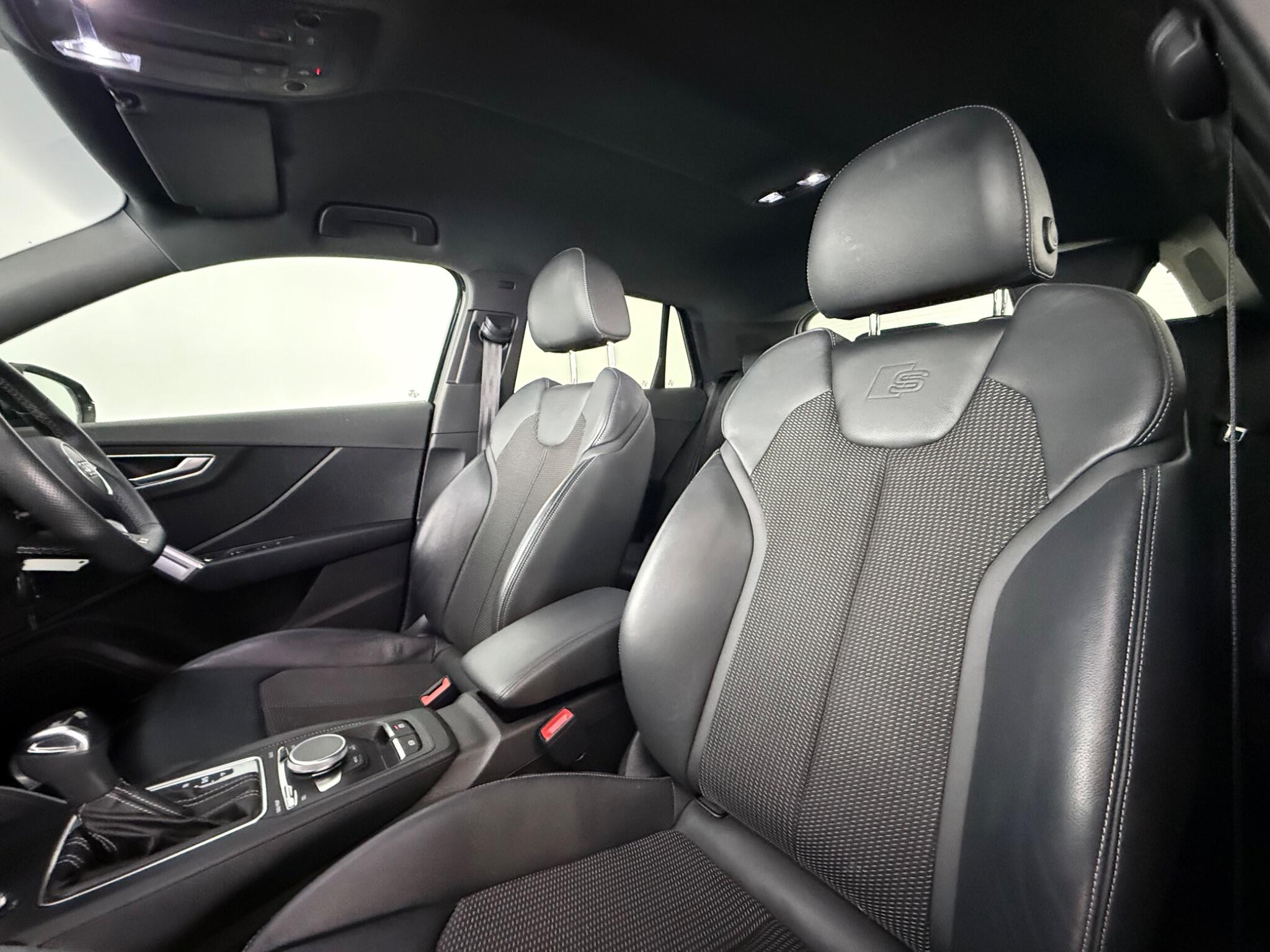 Audi Q2 view 36