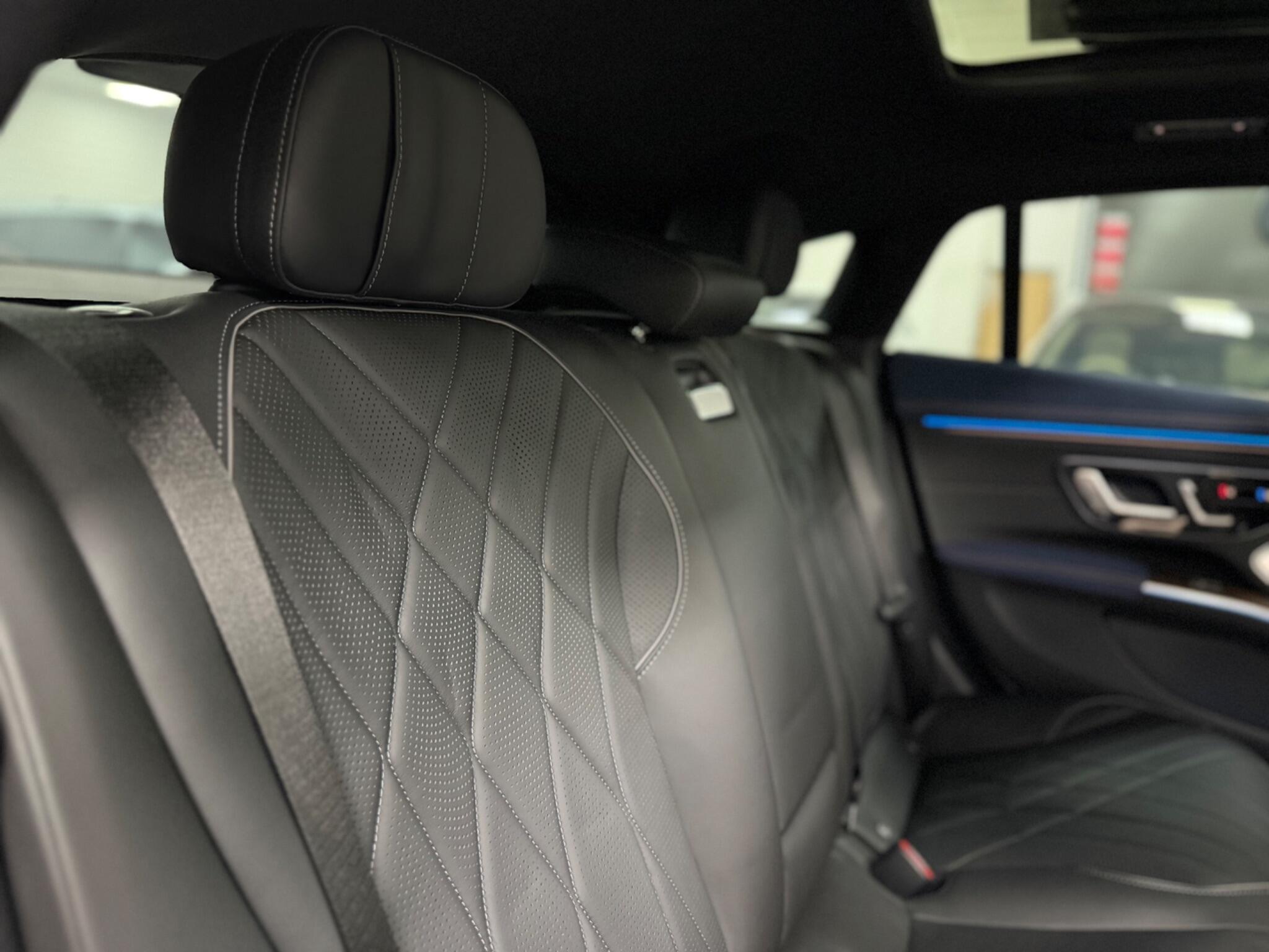Mercedes-Benz EQS view 29