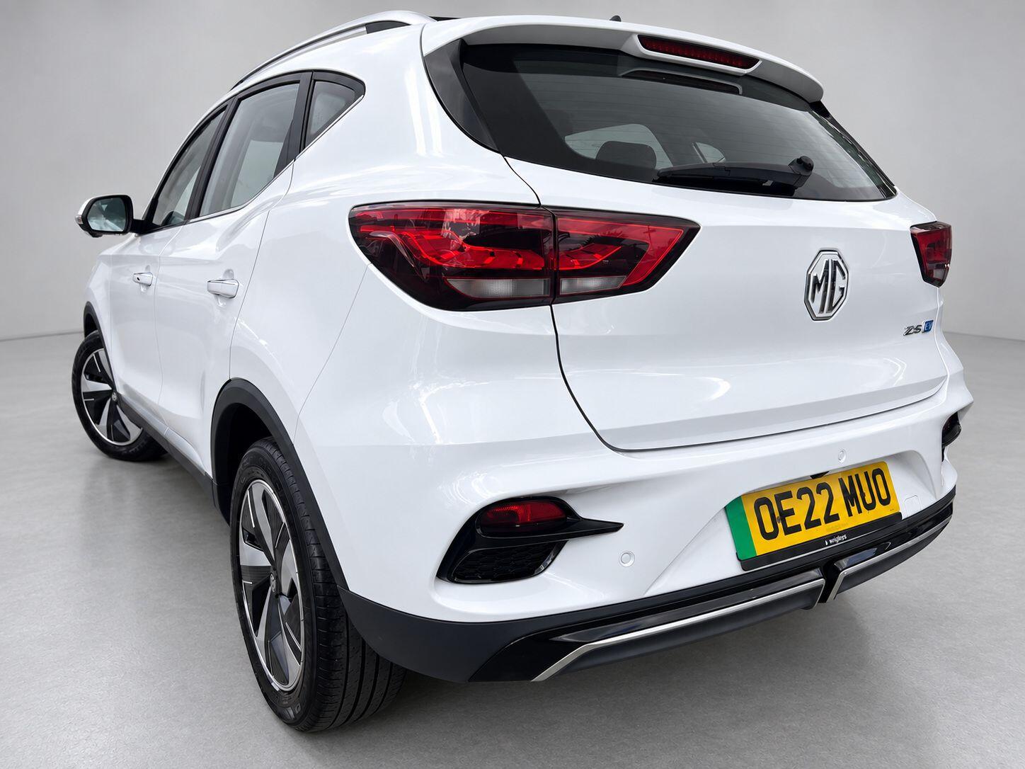 MG MG ZS view 14