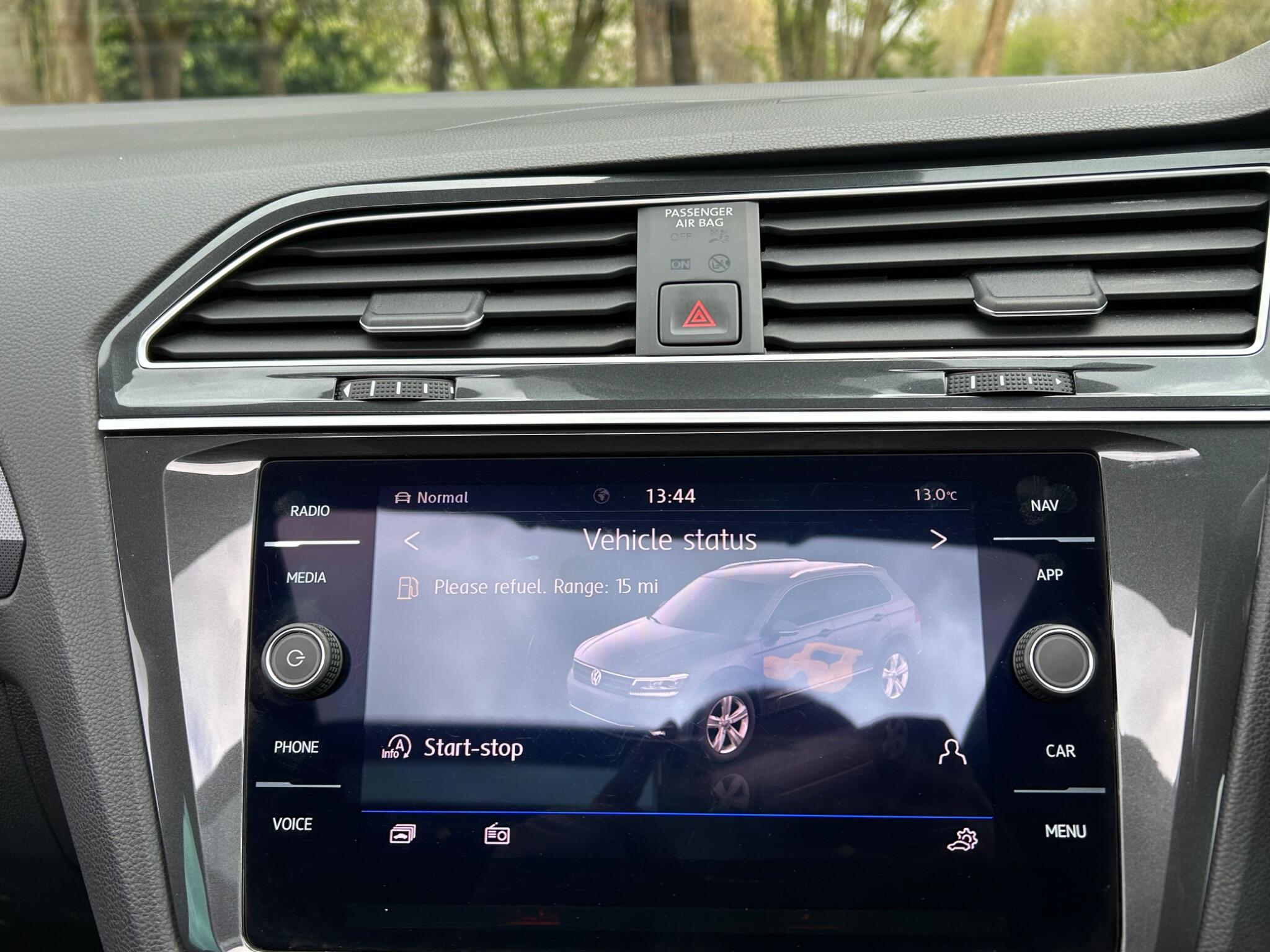 Volkswagen Tiguan view 45