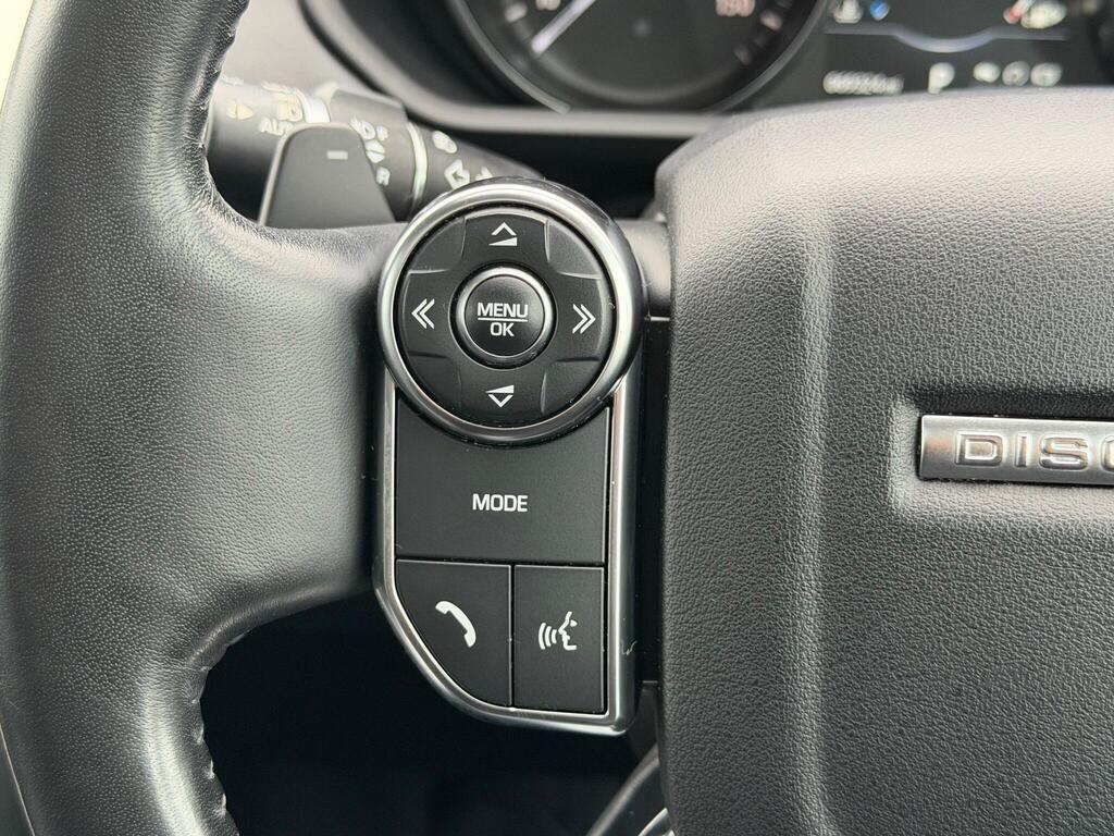 Land Rover Discovery view 31