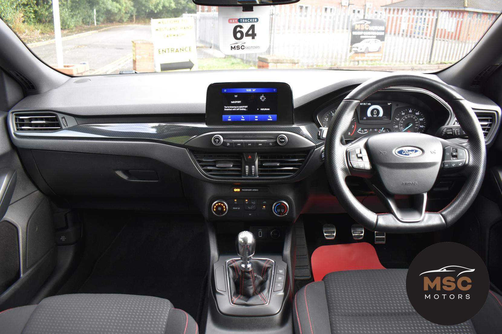 Ford Focus view 40