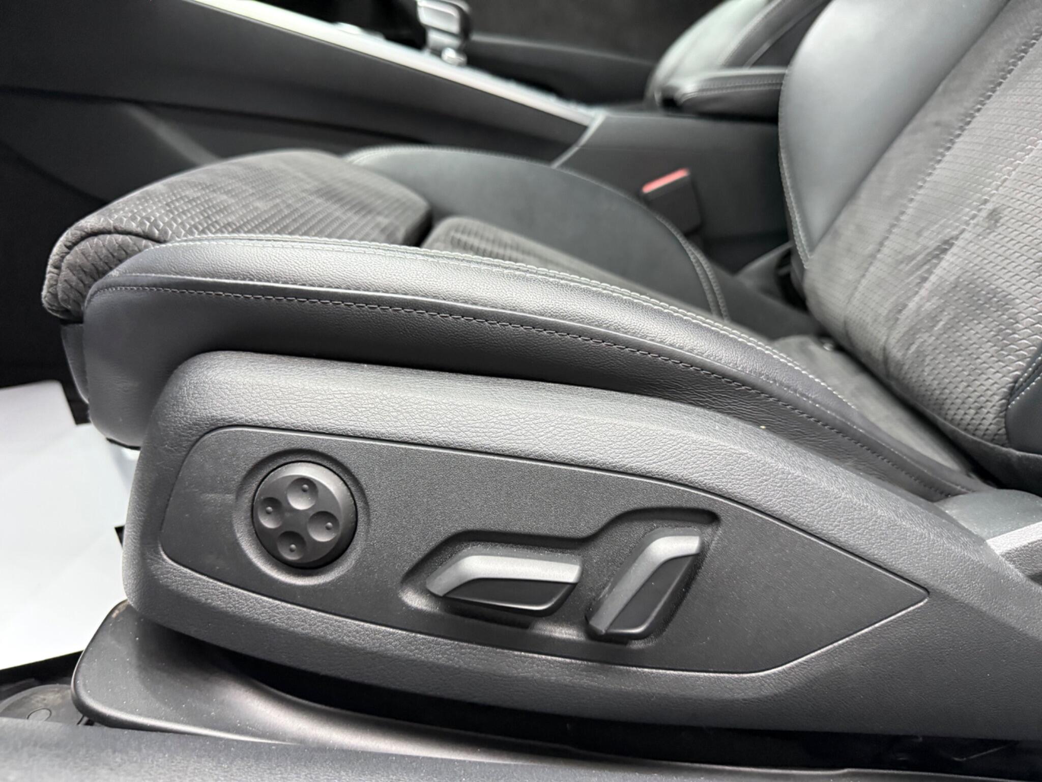 Audi A5 Cabriolet view 20