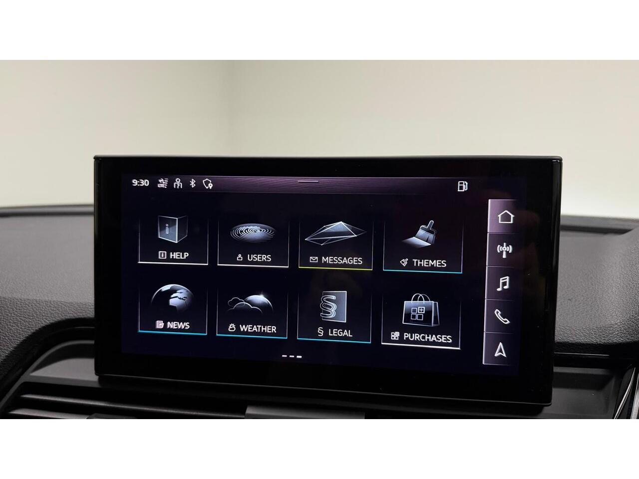 Audi Q5 view 26