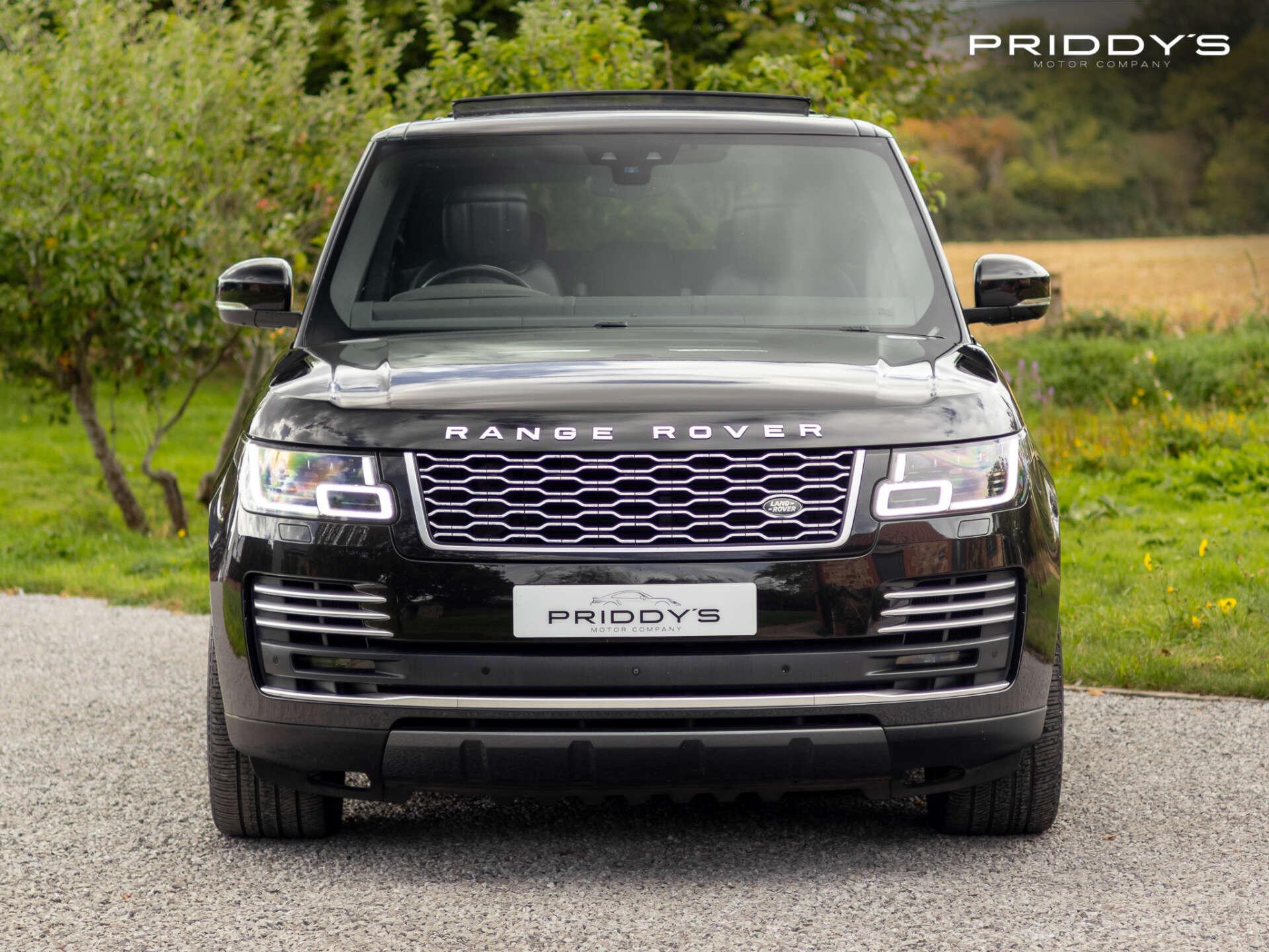 Land Rover Range Rover view 2