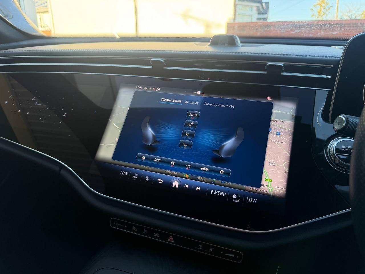 Mercedes-Benz E-Class view 54