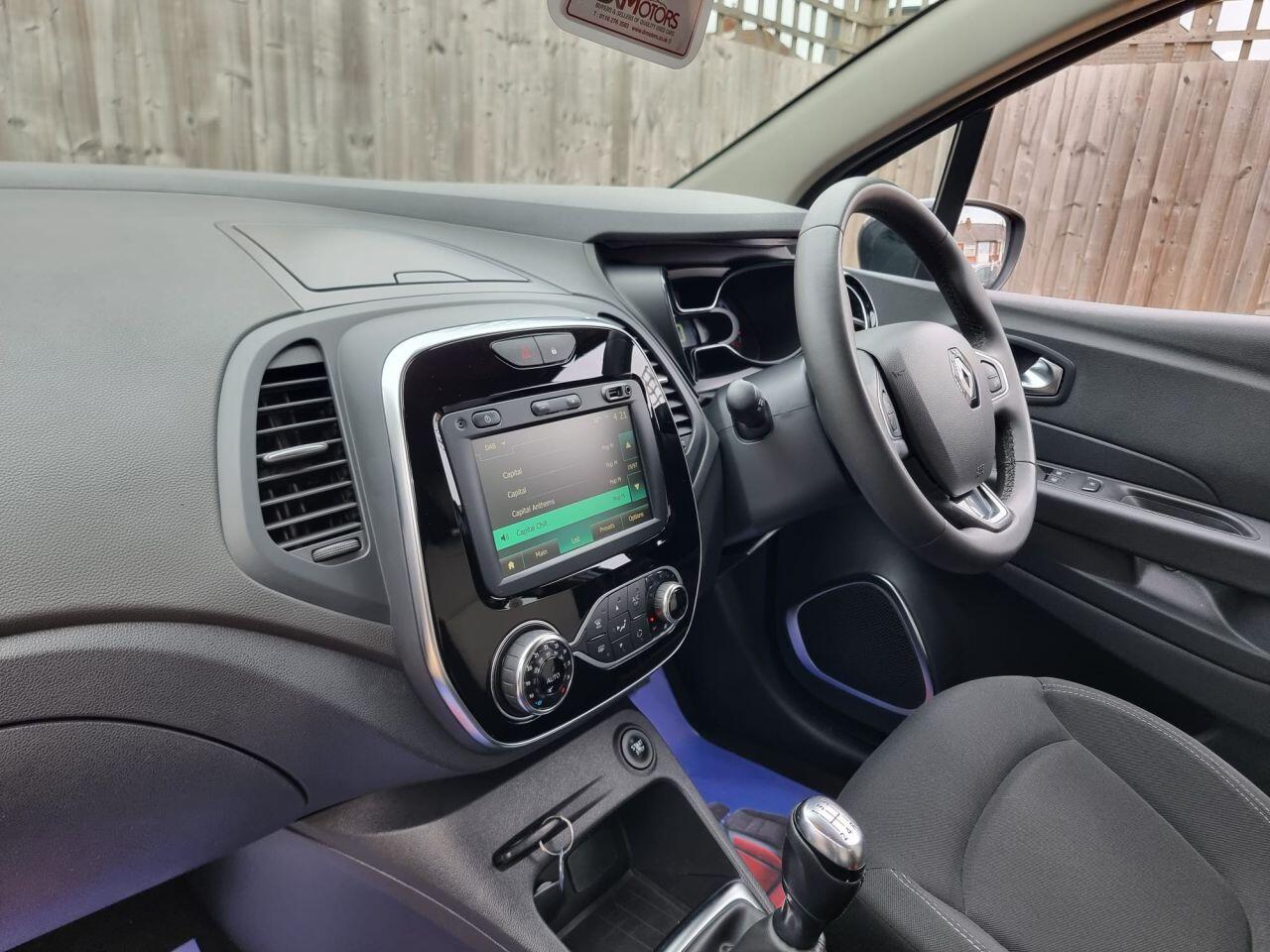 Renault Captur view 17