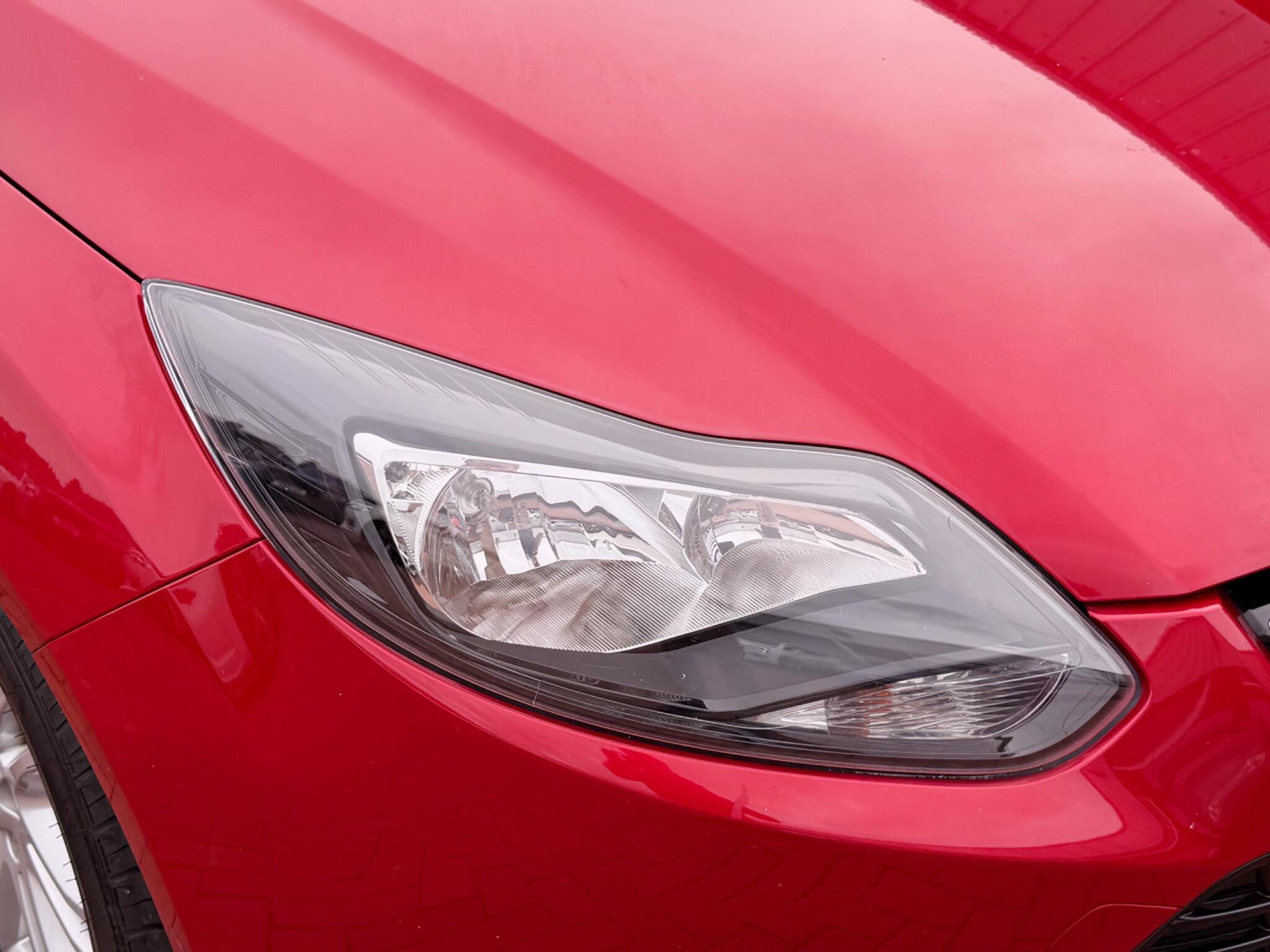 Ford Focus view 48