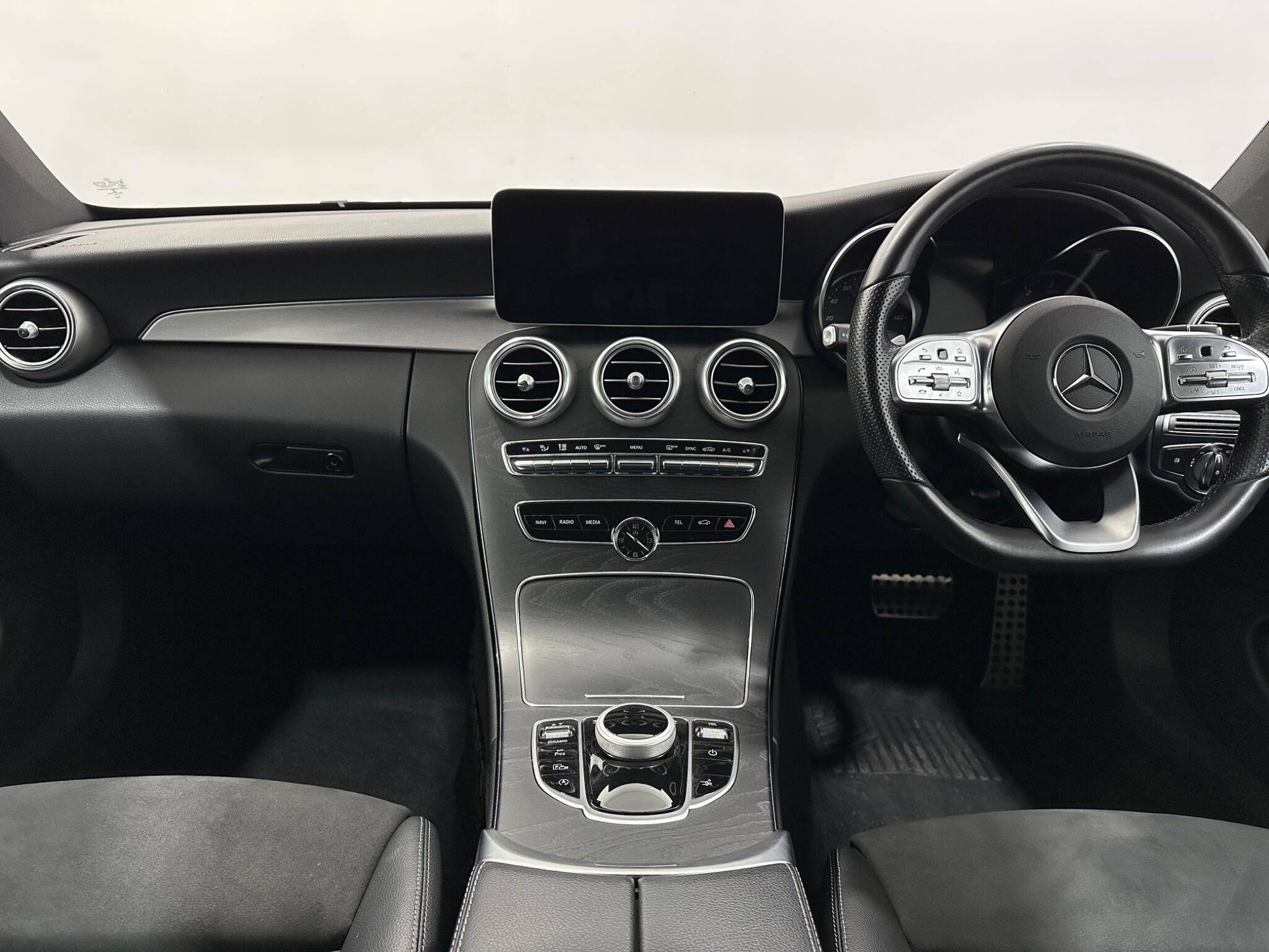 Mercedes-Benz C-Class view 21