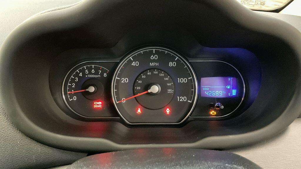 Hyundai I10 view 16