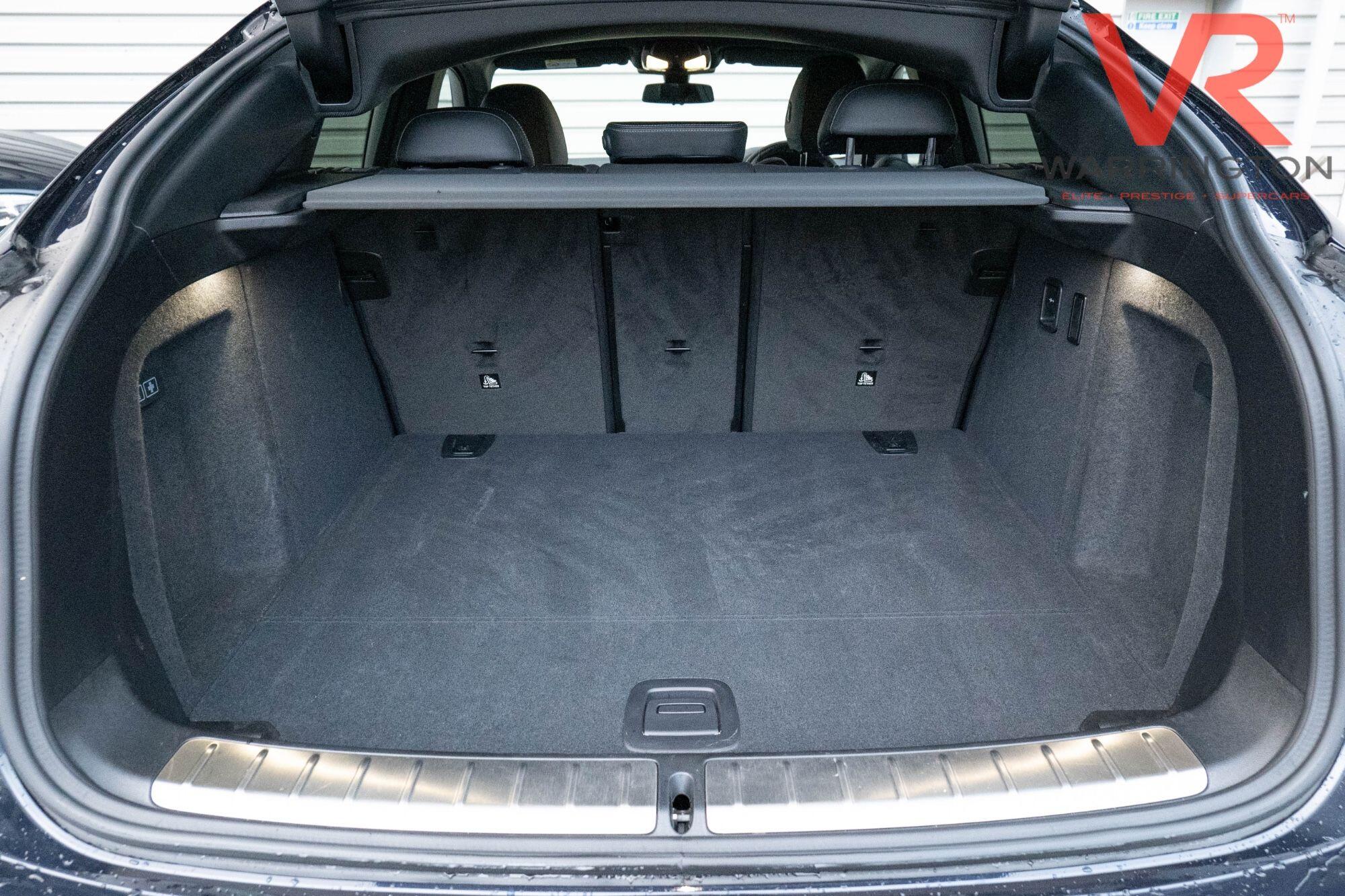 BMW X4 view 16