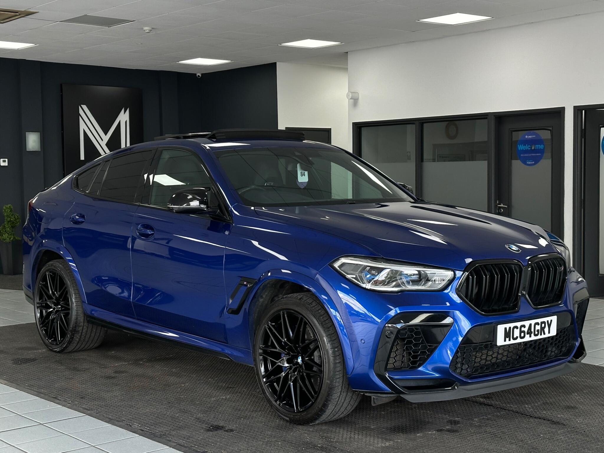 BMW X6 M view 5