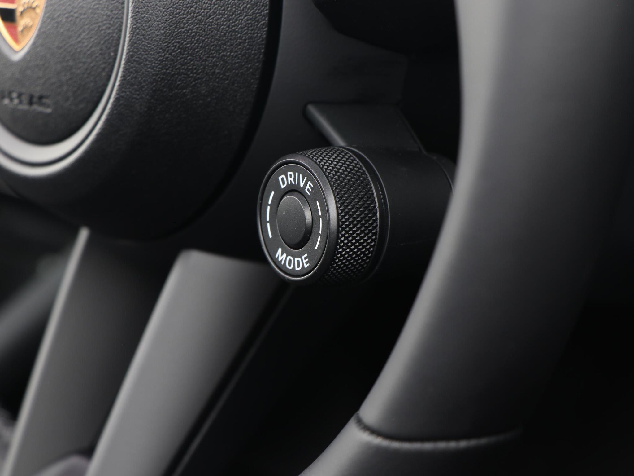 Porsche Macan view 42