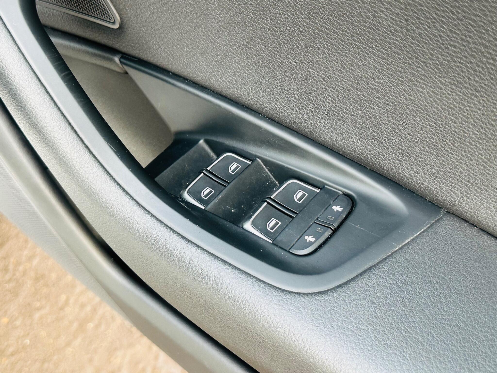 Audi A6 Allroad view 18
