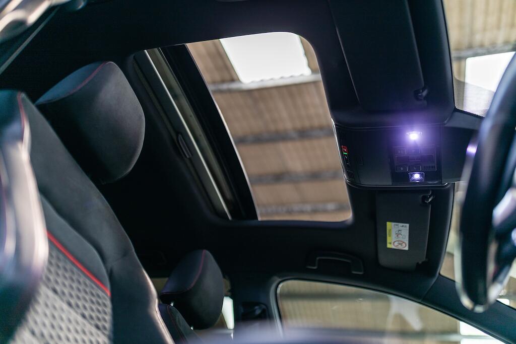 Volkswagen Golf view 8