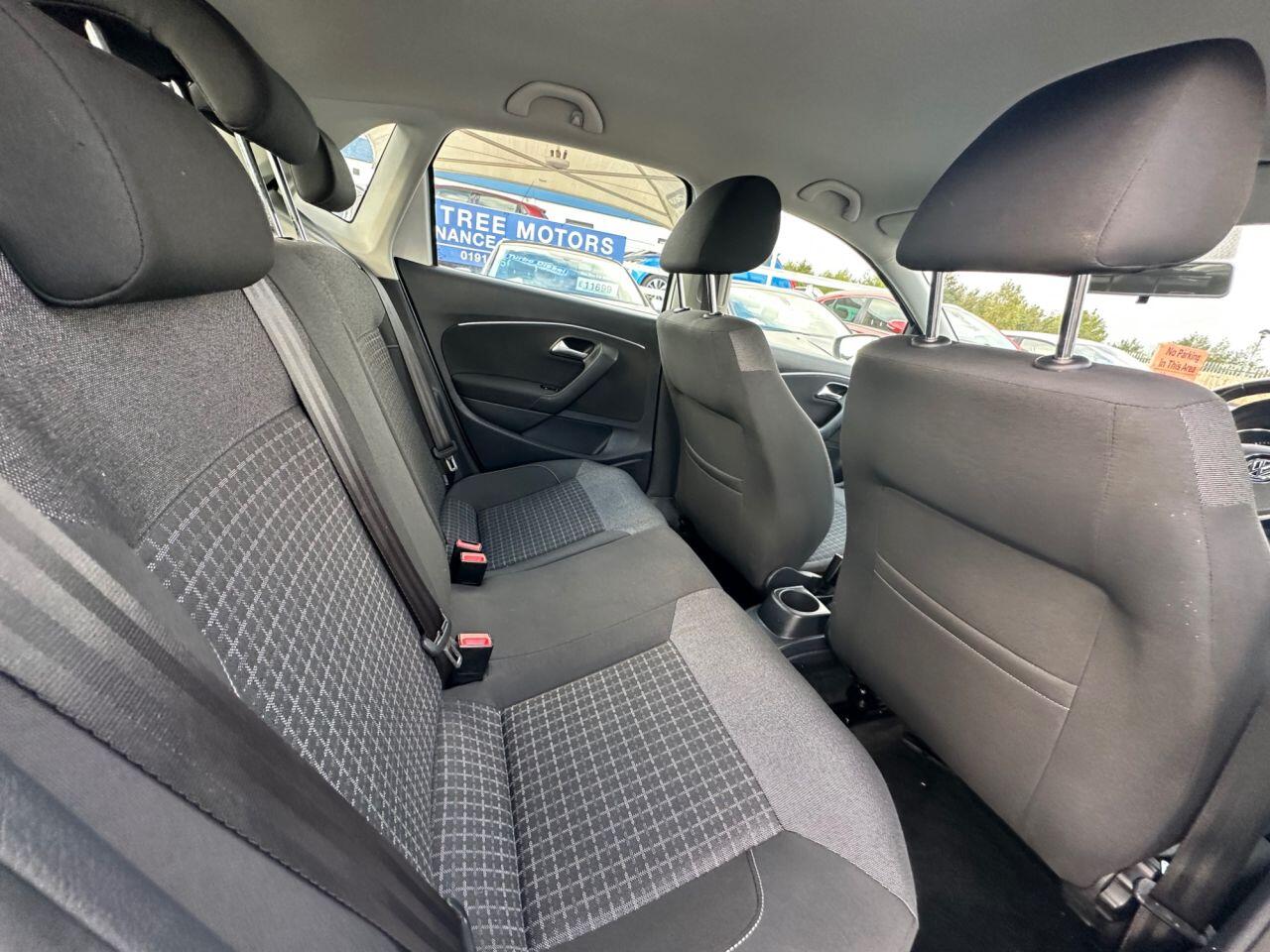 Volkswagen Polo view 18