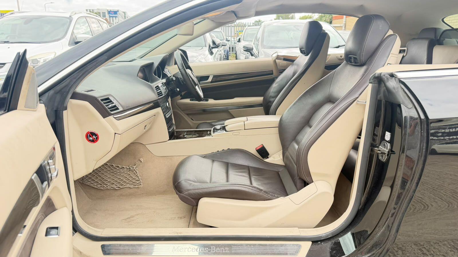 Mercedes-Benz E-Class view 11