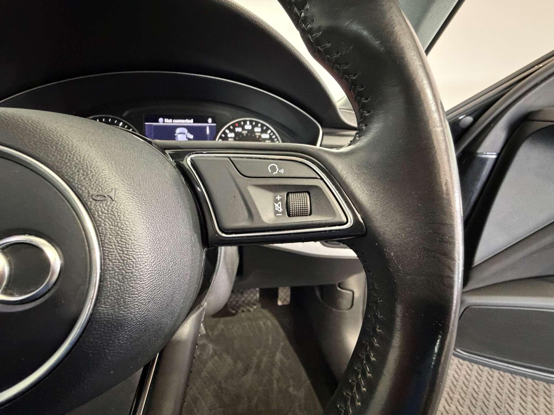Audi A4 view 29
