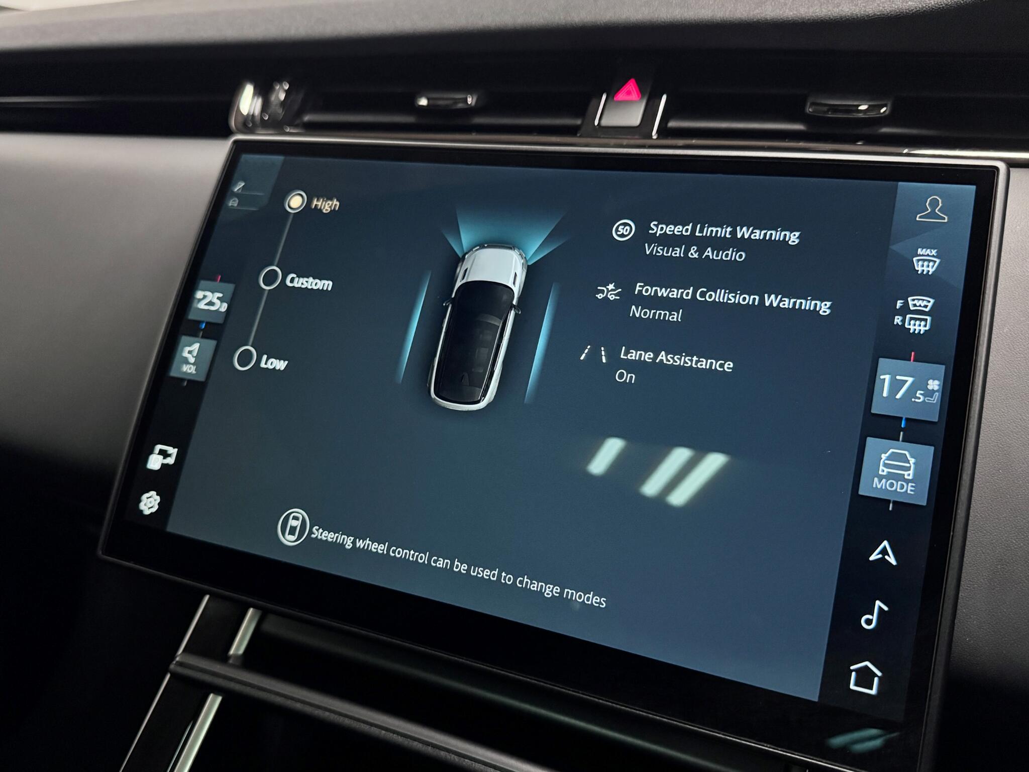 Land Rover Range Rover Evoque view 50
