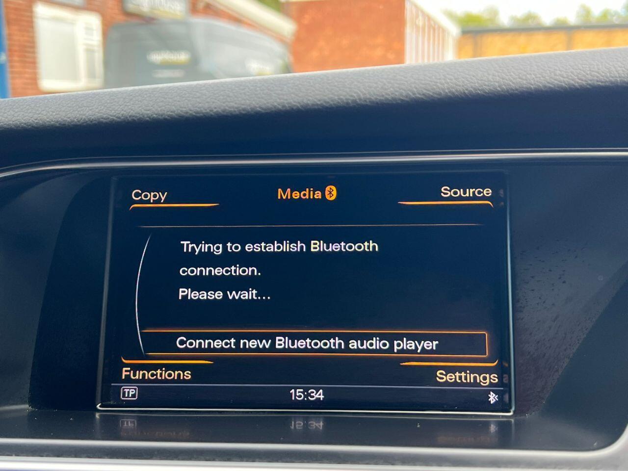 Audi A4 view 25