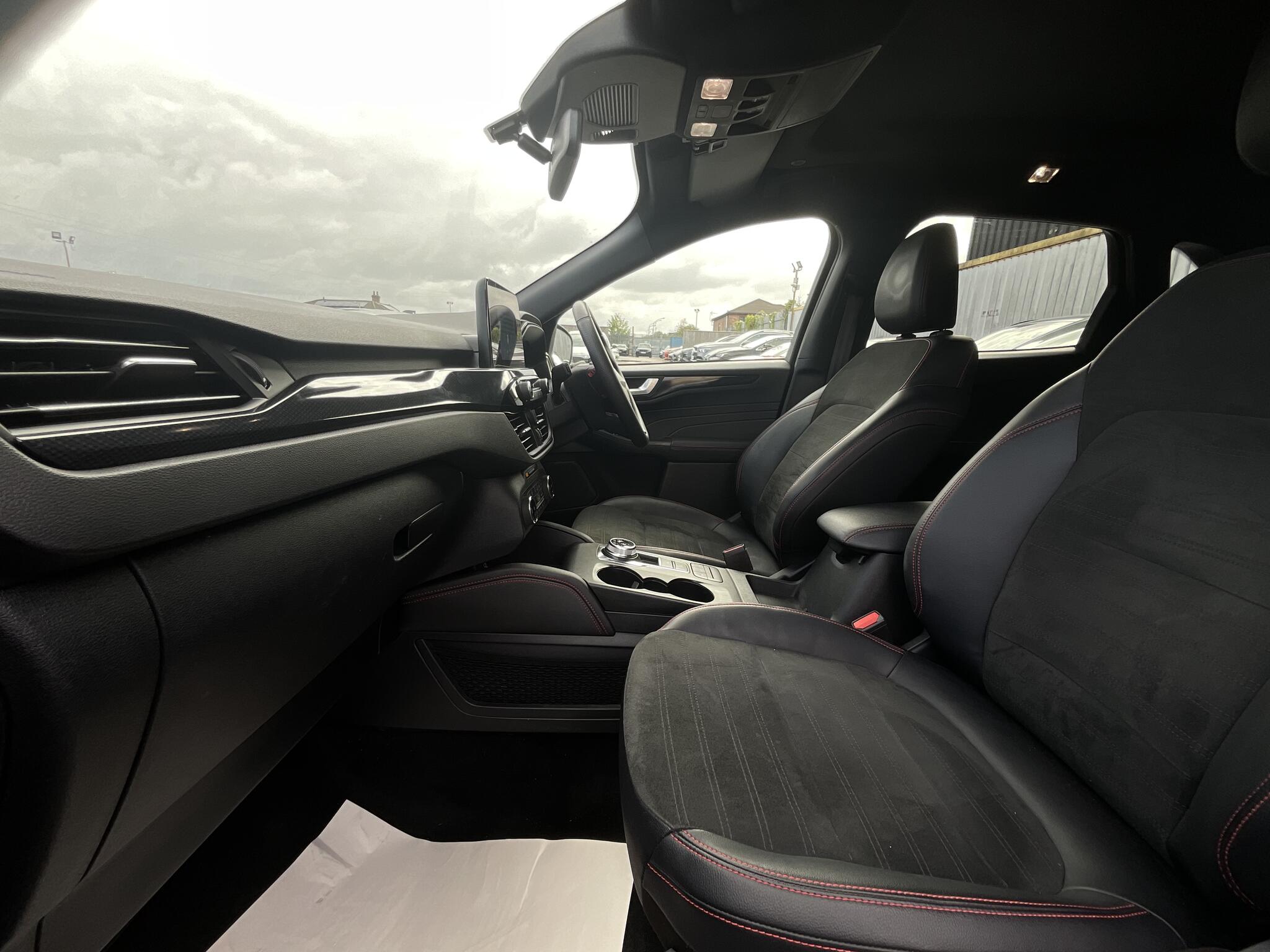 Ford Kuga view 18