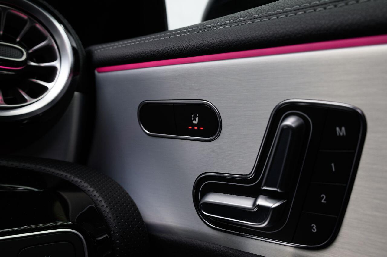 Mercedes-Benz CLA view 44