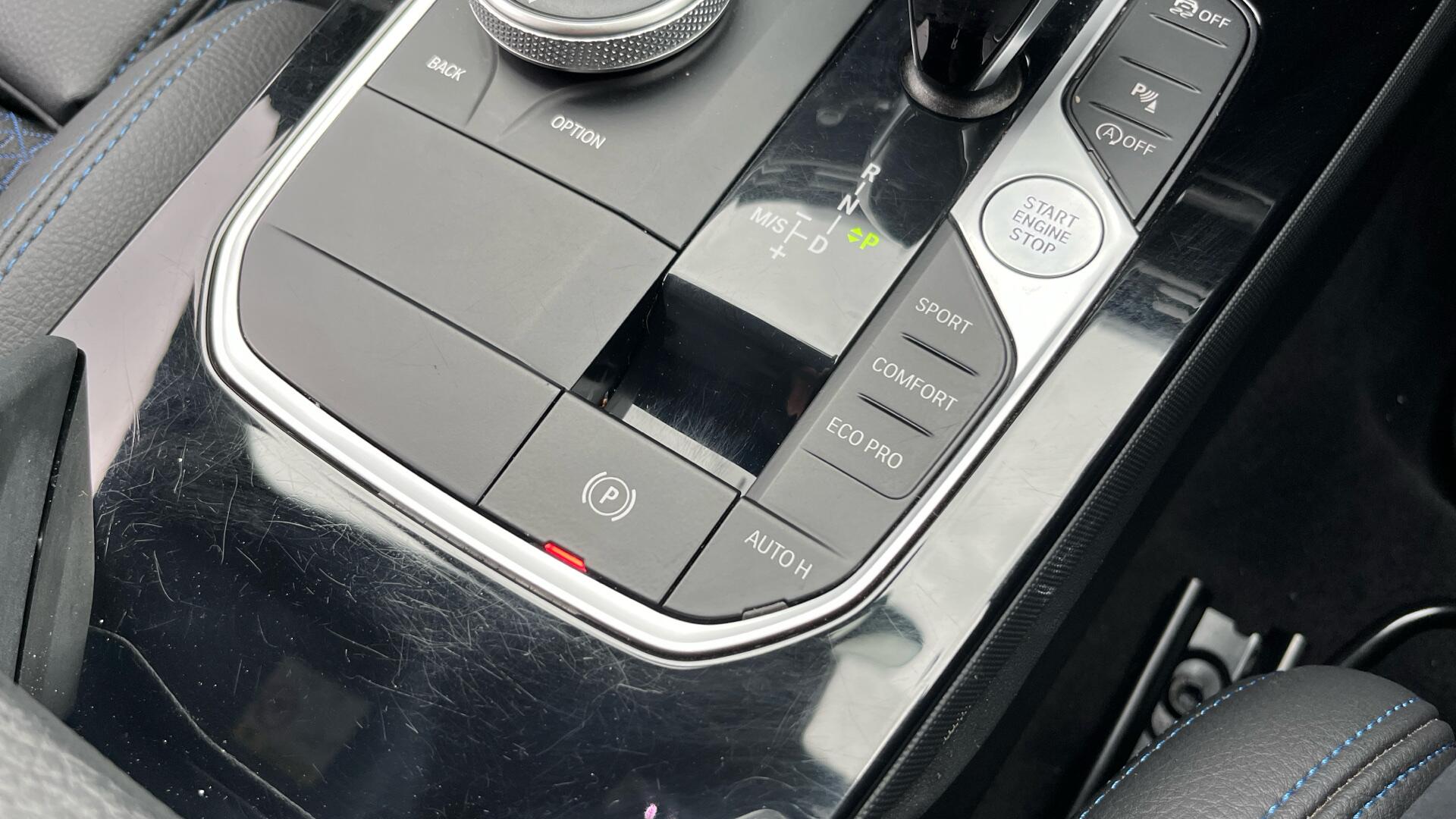 BMW 1 Series view 45
