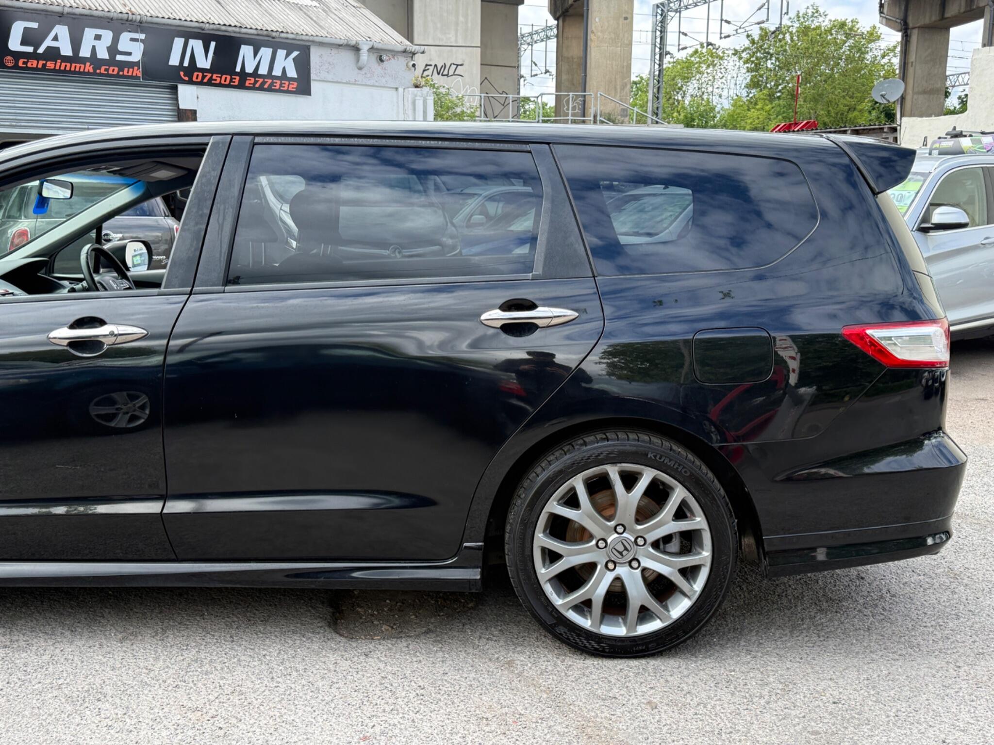 Honda Odyssey - Image 13