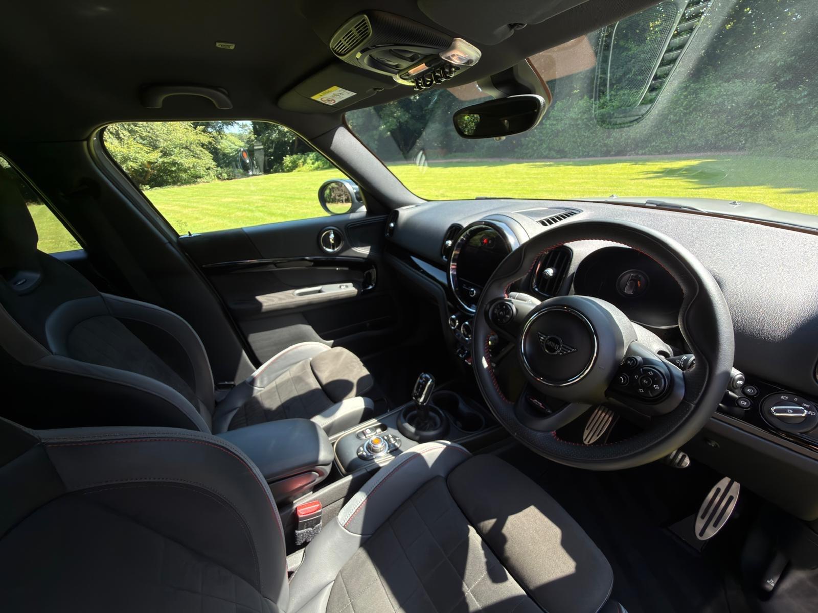 Mini Countryman view 50