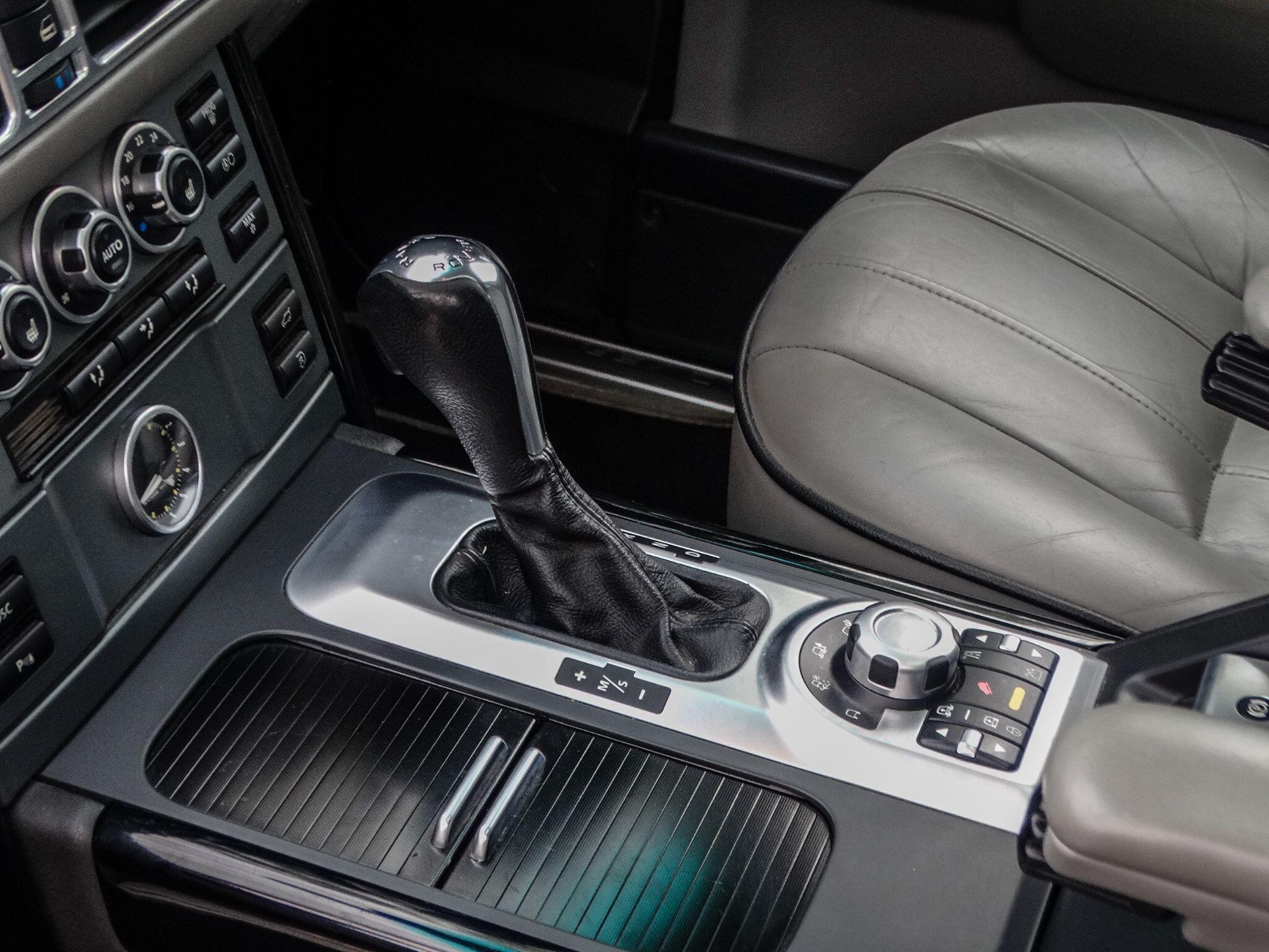 Land Rover Range Rover view 20