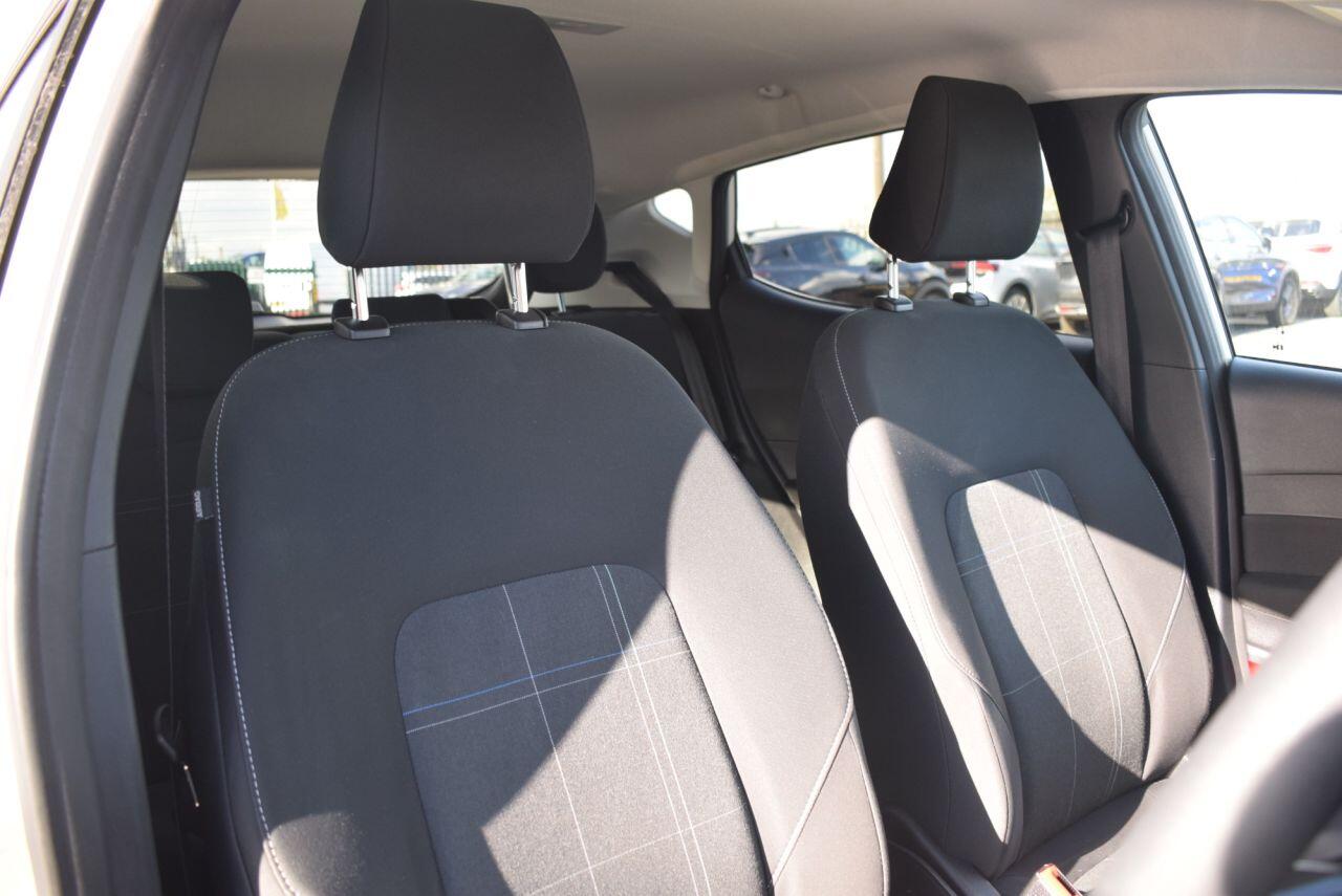 Ford Fiesta view 23