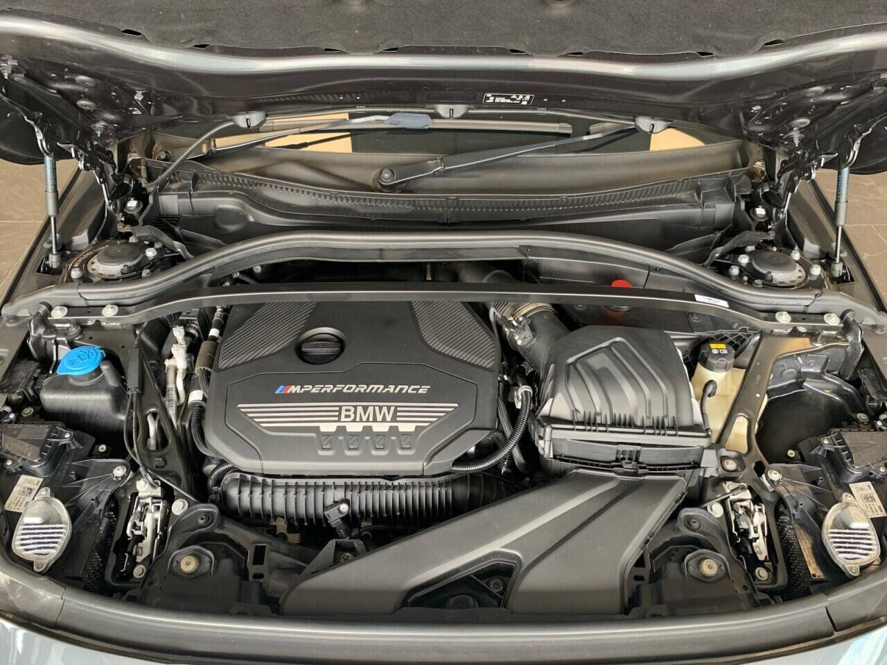 BMW 1 Series view 45