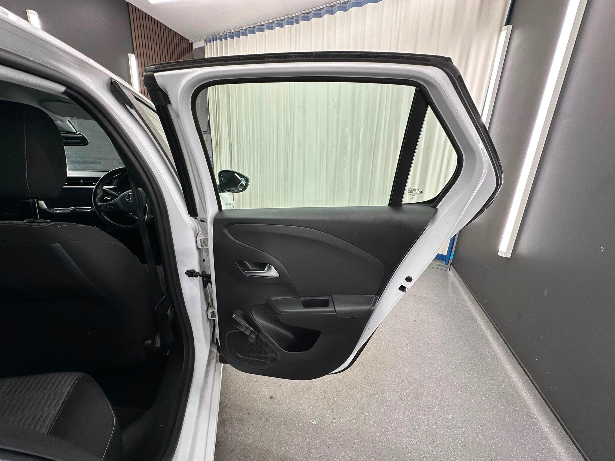 Vauxhall Corsa view 15
