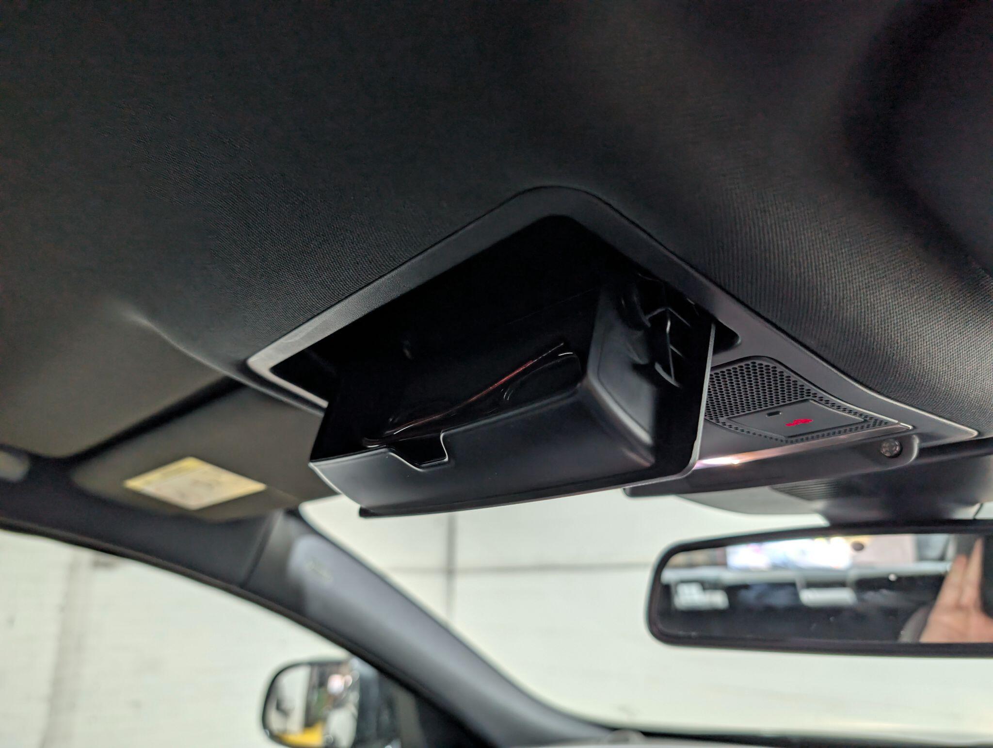 Jaguar Xe view 18