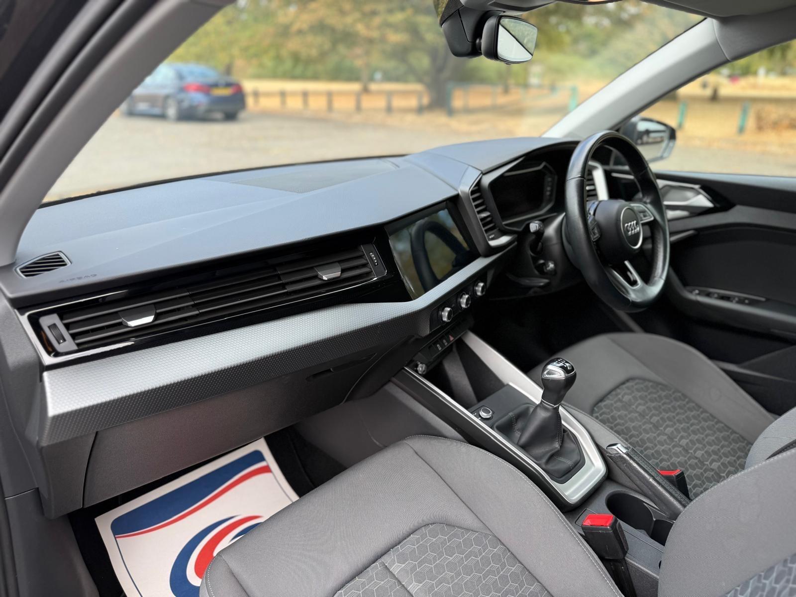 Audi A1 view 25