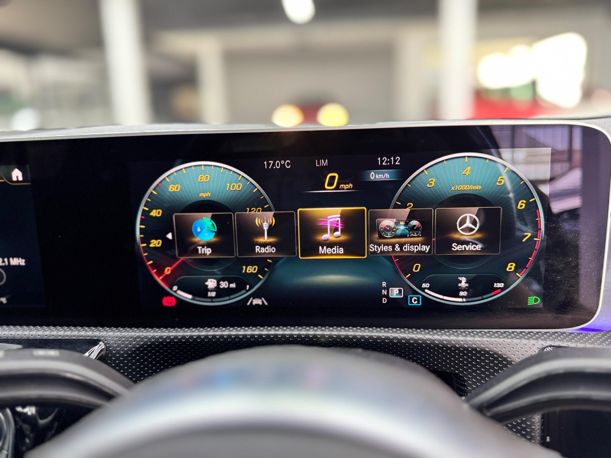 Mercedes-Benz A-Class view 36