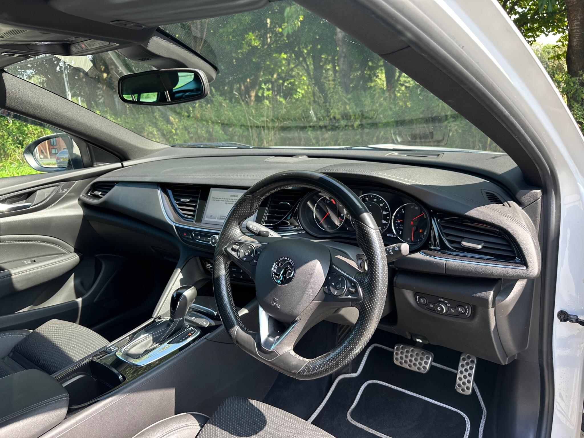 Vauxhall Insignia view 13