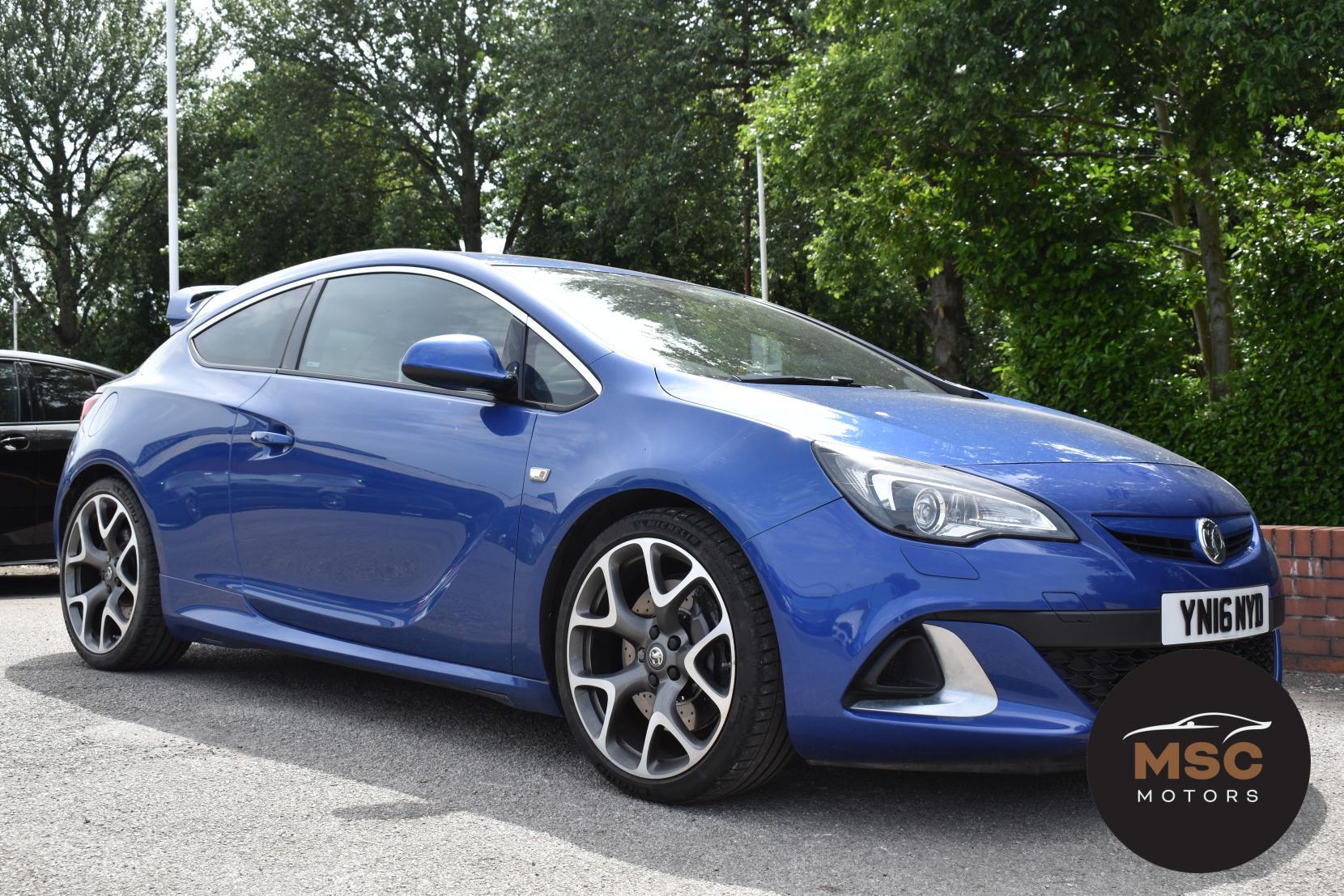 Vauxhall Astra GTC view 25