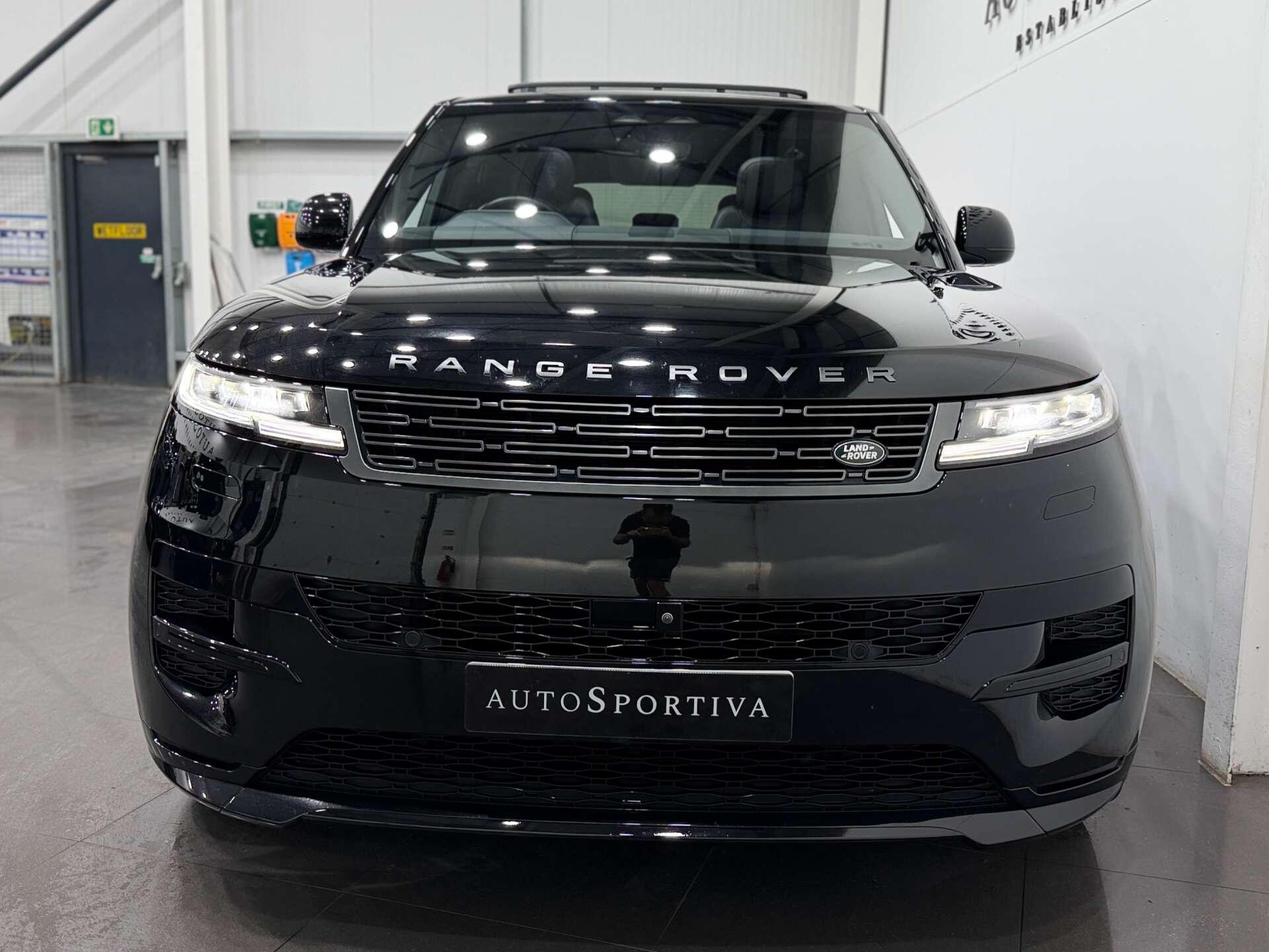 Land Rover Range Rover Sport view 5