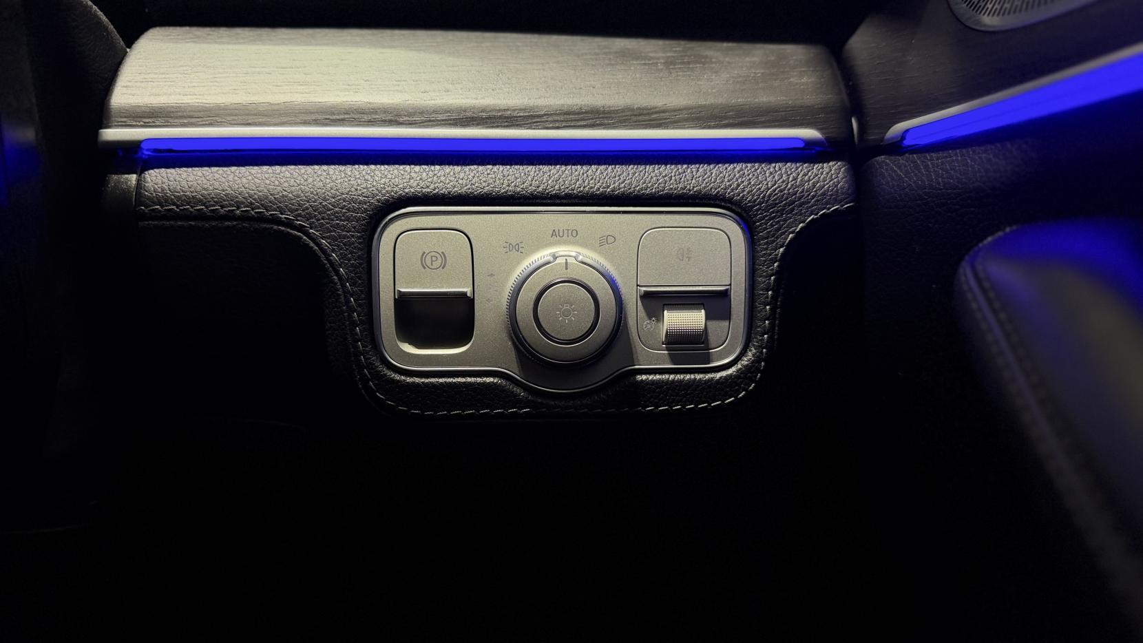 Mercedes-Benz Gle view 28