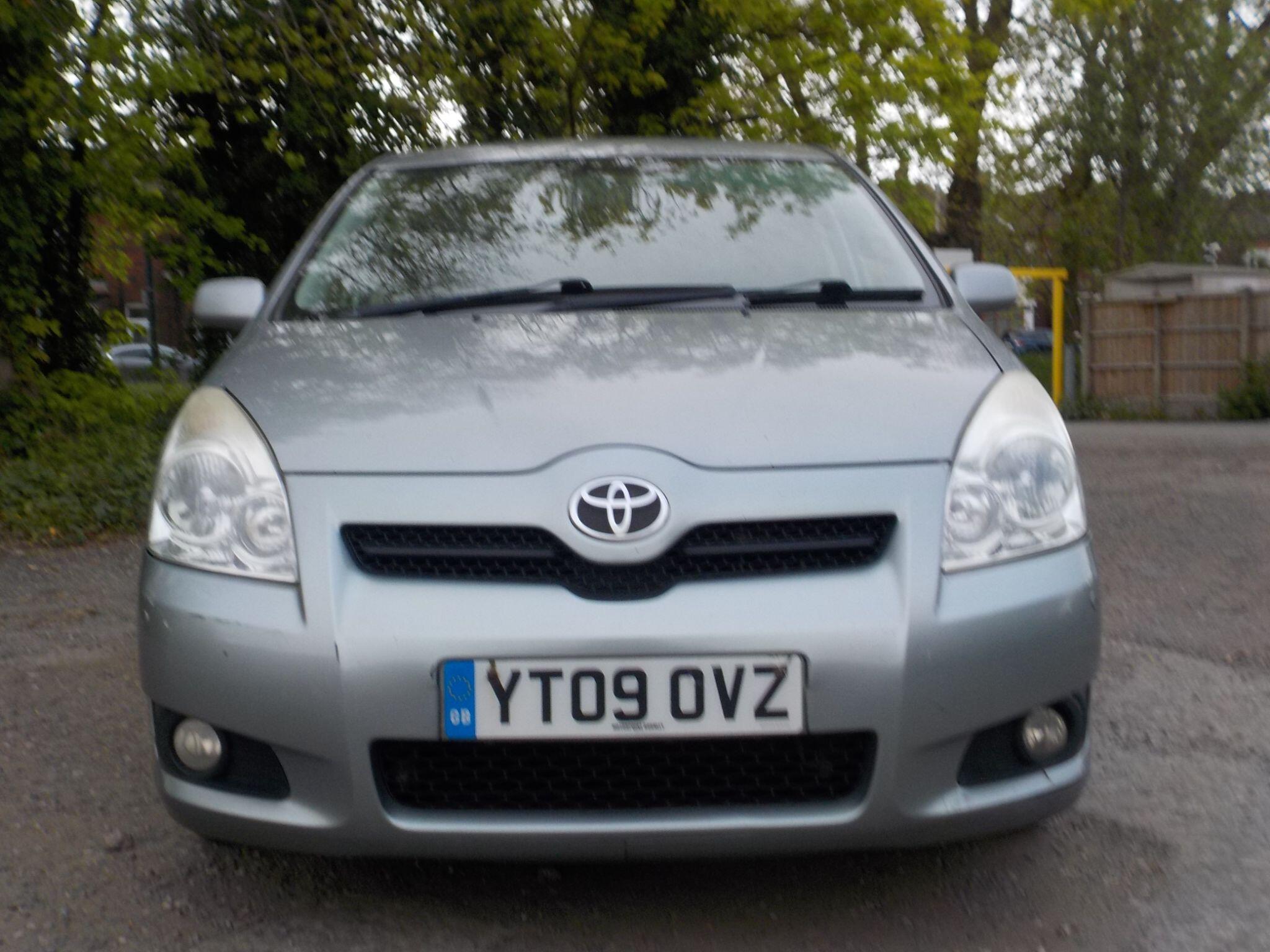 Toyota Corolla Verso 2.2 D-4D SR 5dr