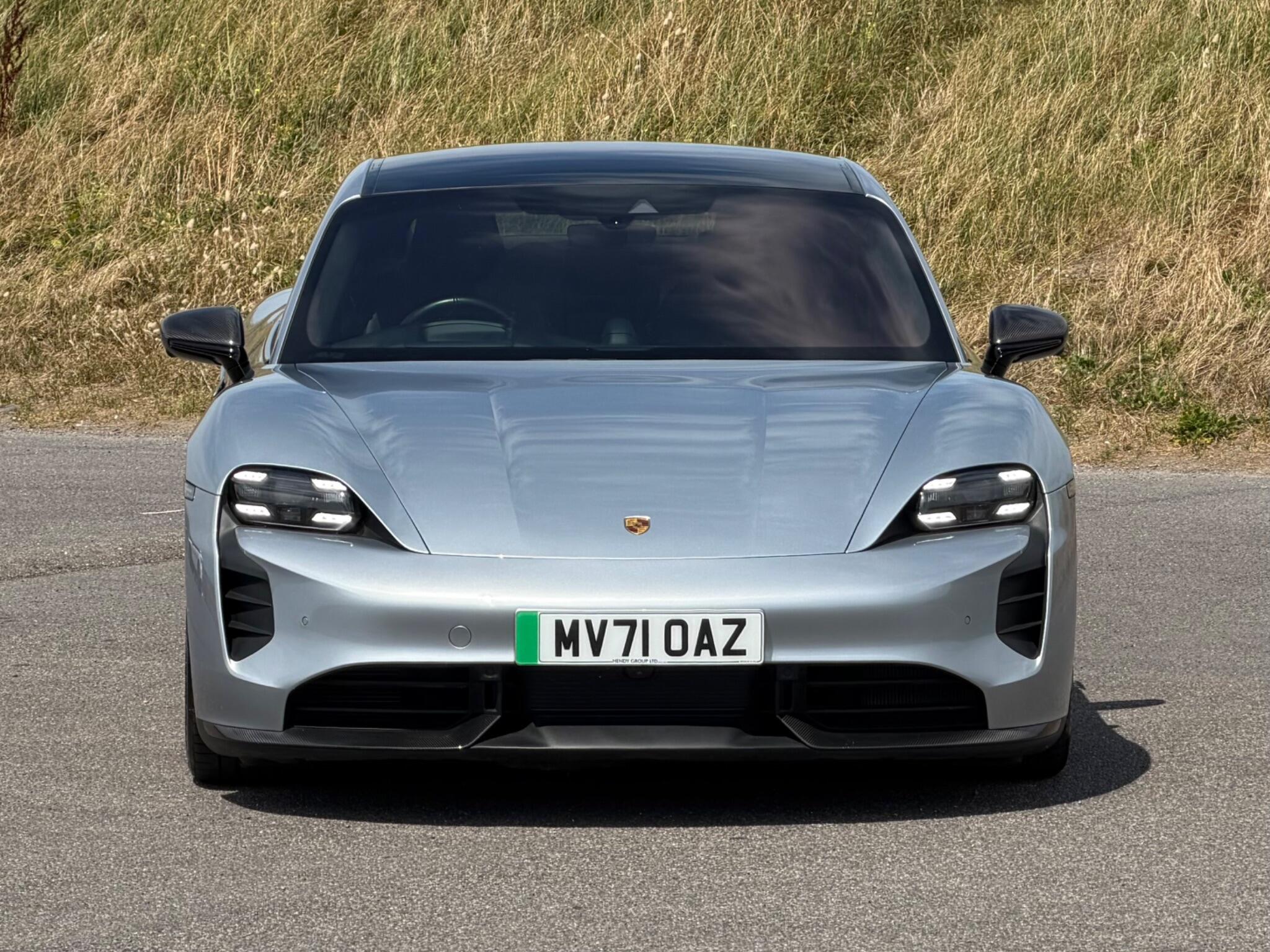Porsche Taycan view 49