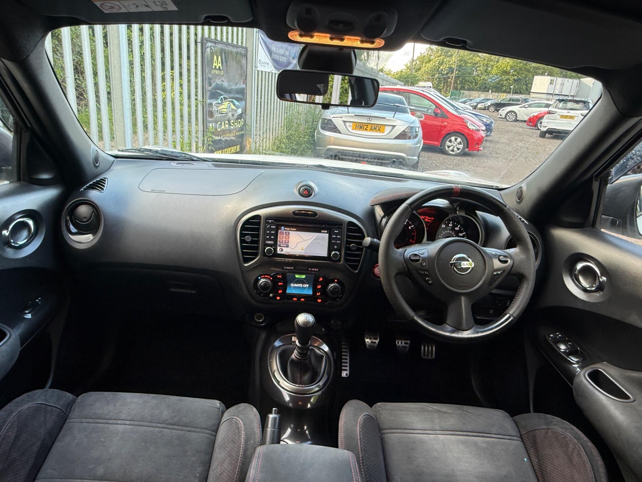 2015 Nissan Juke image 22