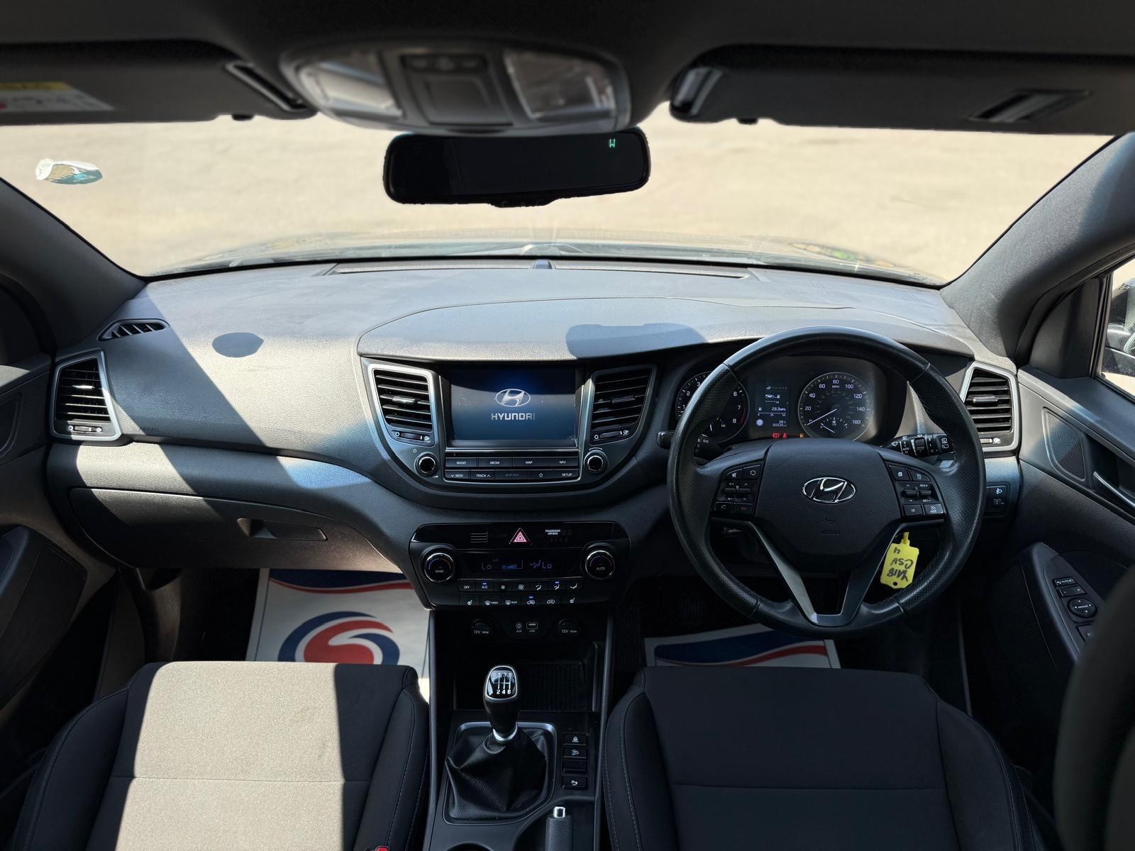 Hyundai Tucson view 26
