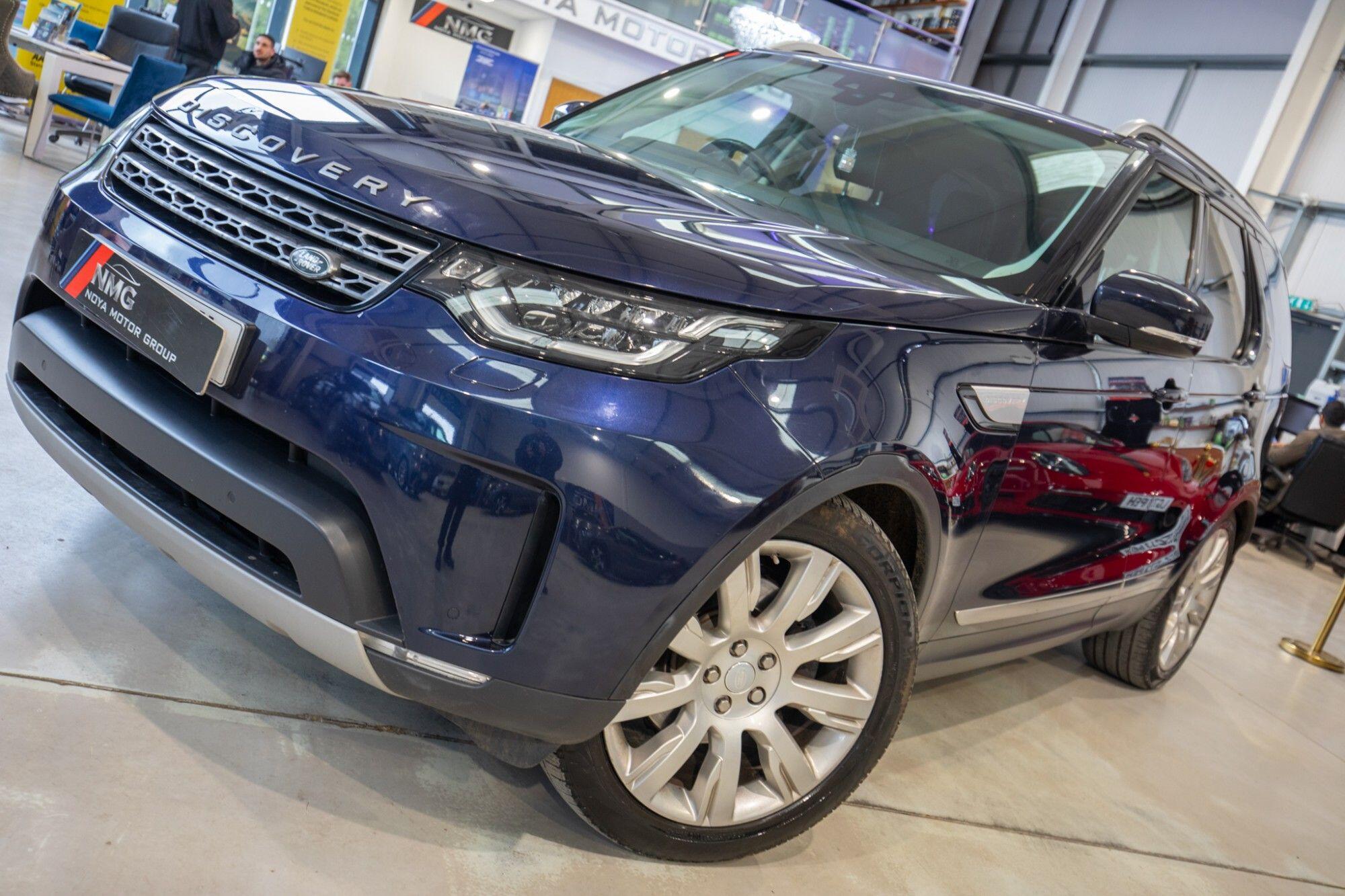 Land Rover Discovery view 6