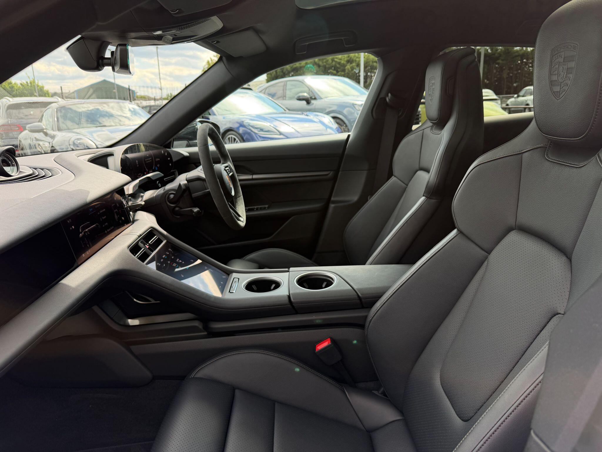 Porsche Taycan view 14
