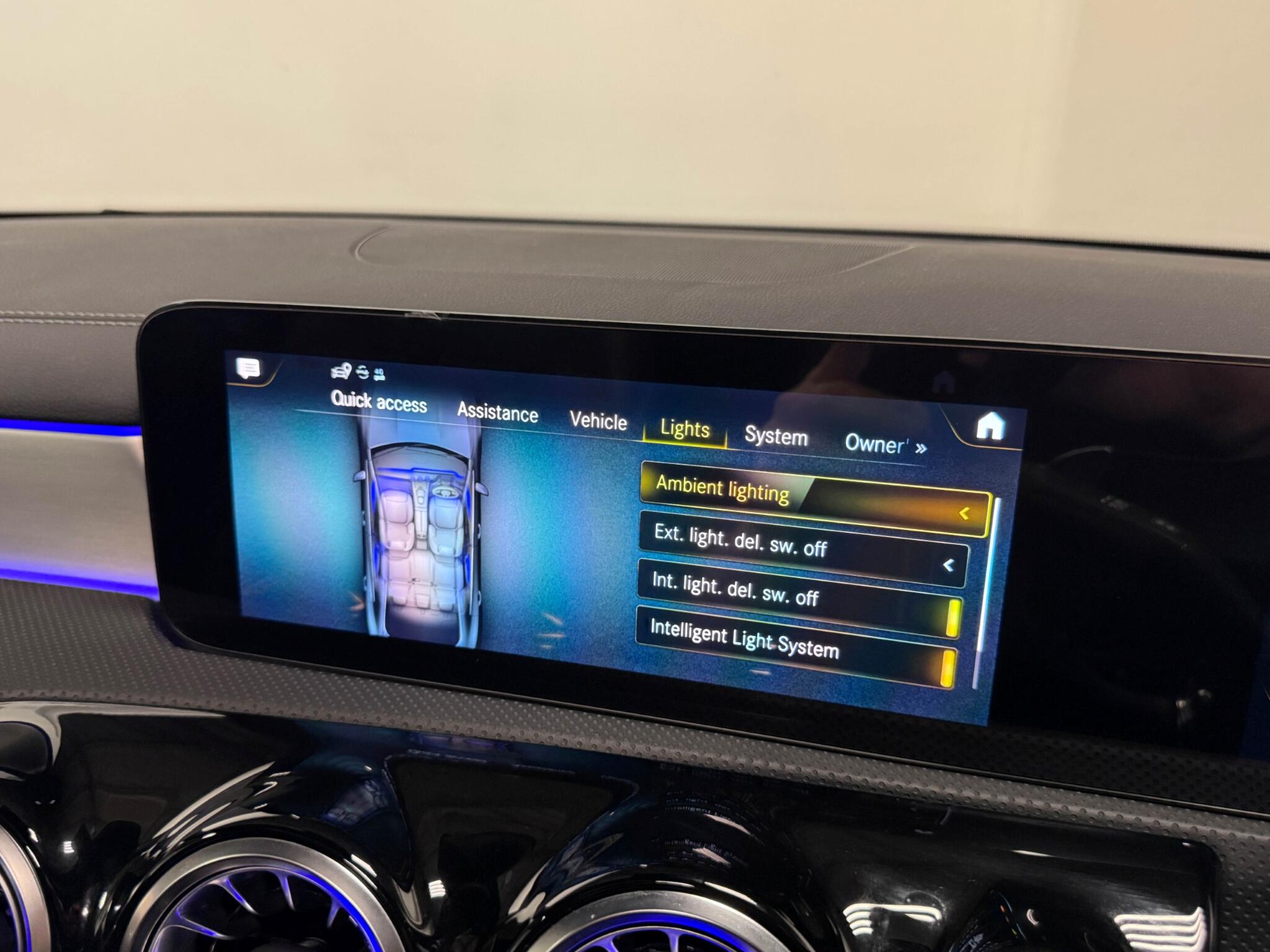 Mercedes-Benz Cla view 53
