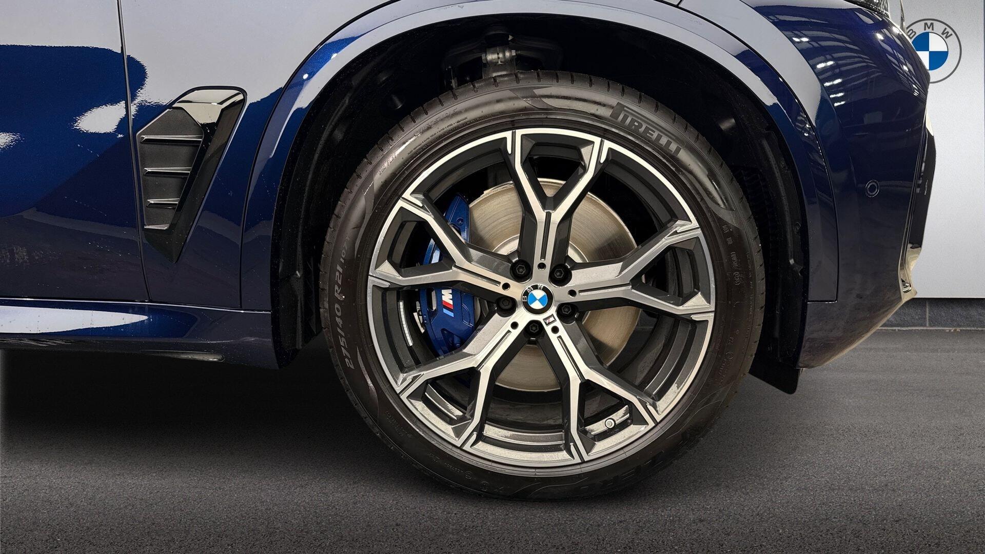 BMW X5 view 14
