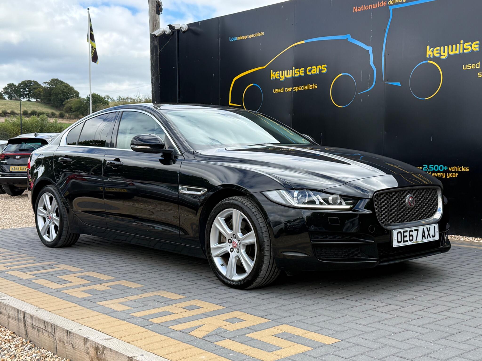Jaguar Xe view 7