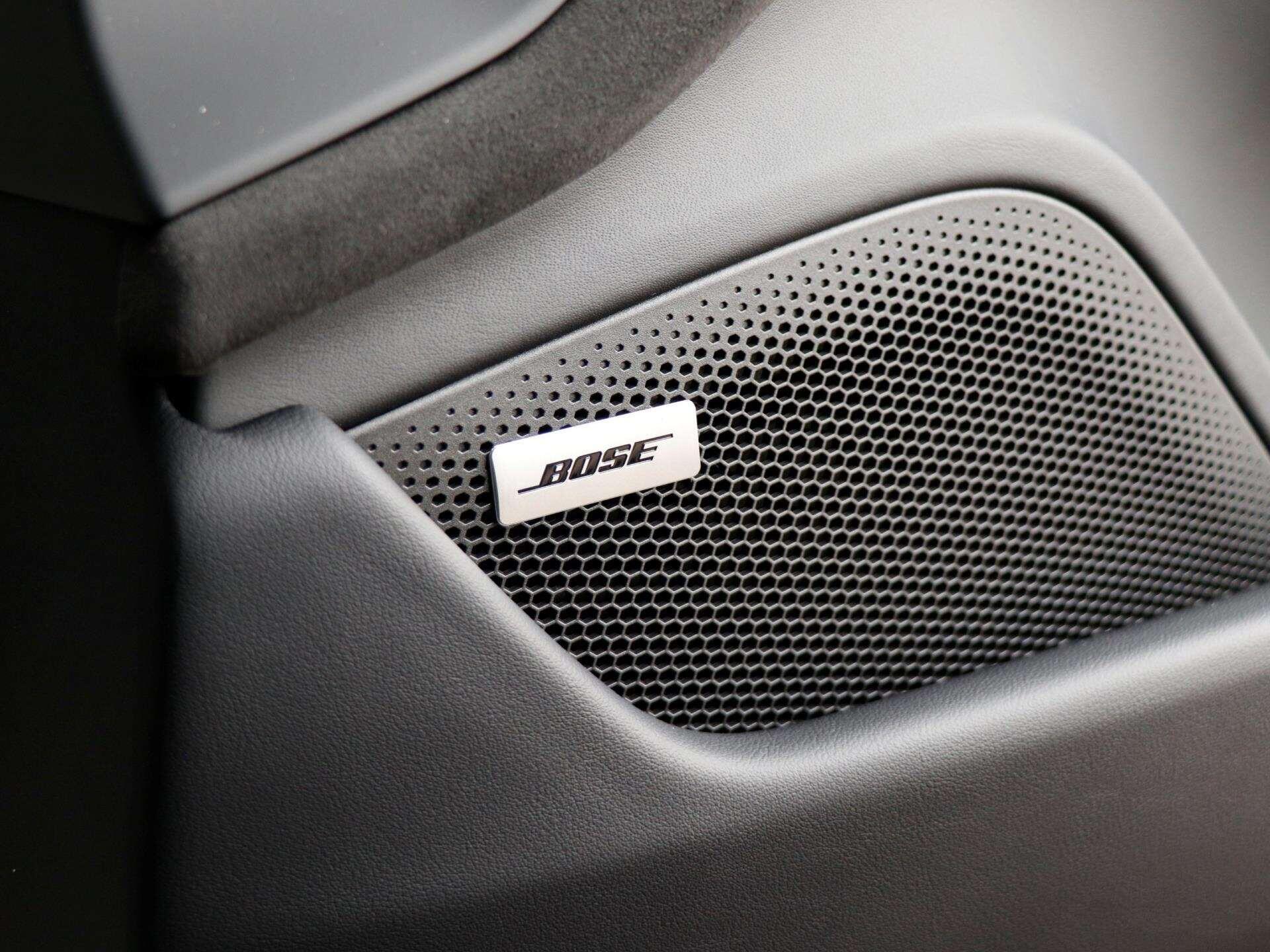 Porsche Taycan view 22